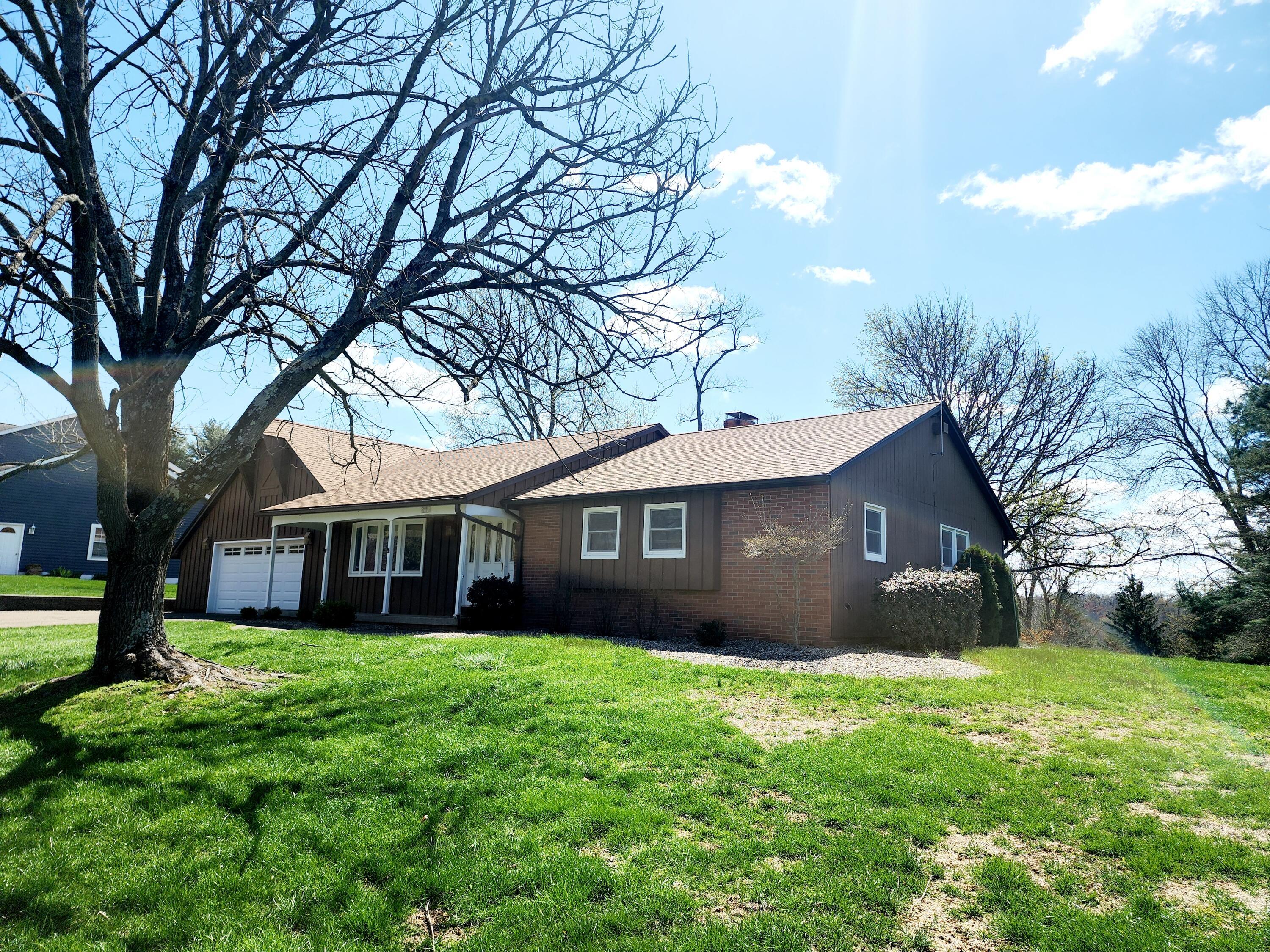 5180 Wilshire Drive Property Photo 4