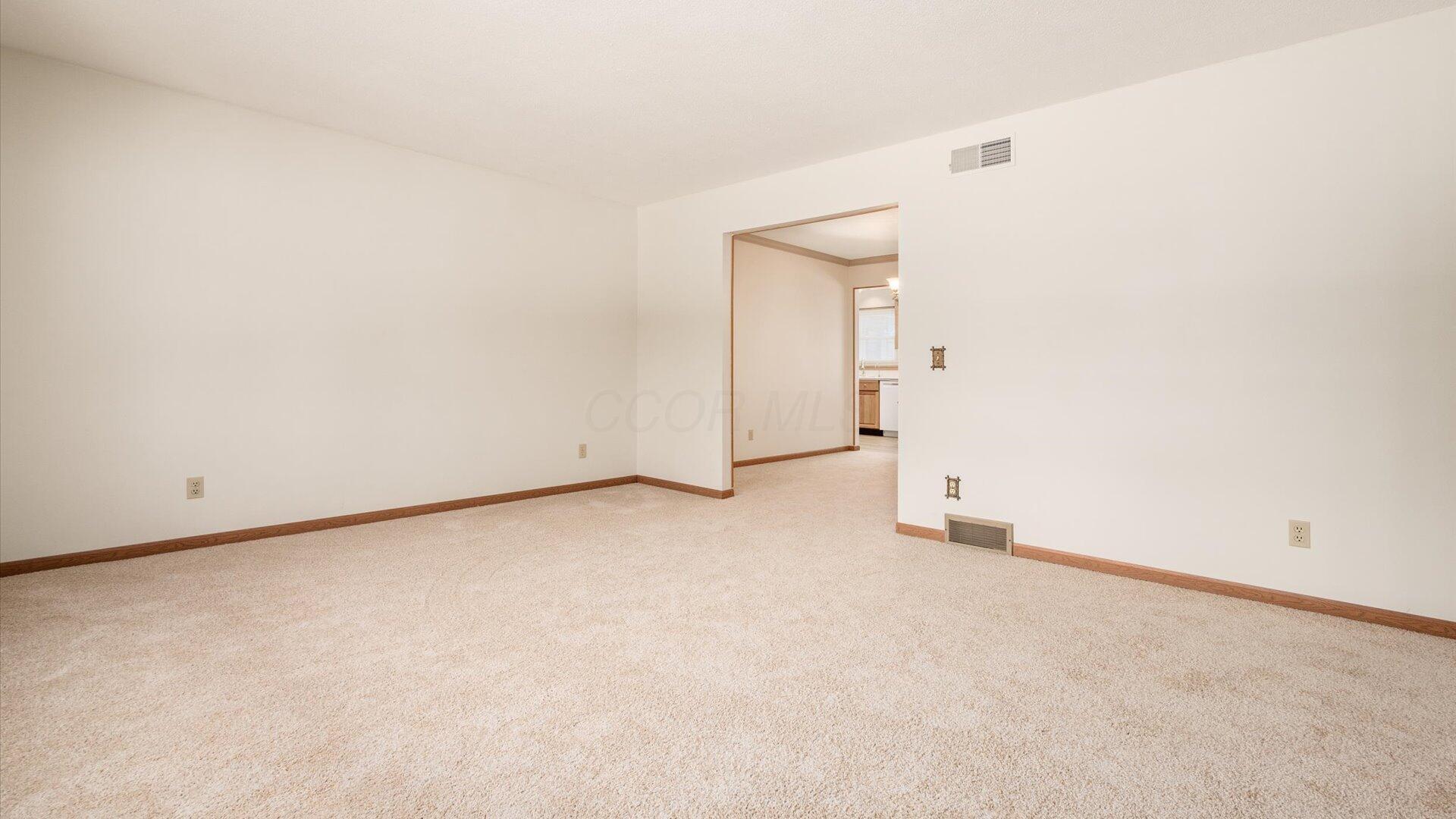 5180 Wilshire Drive Property Photo 10