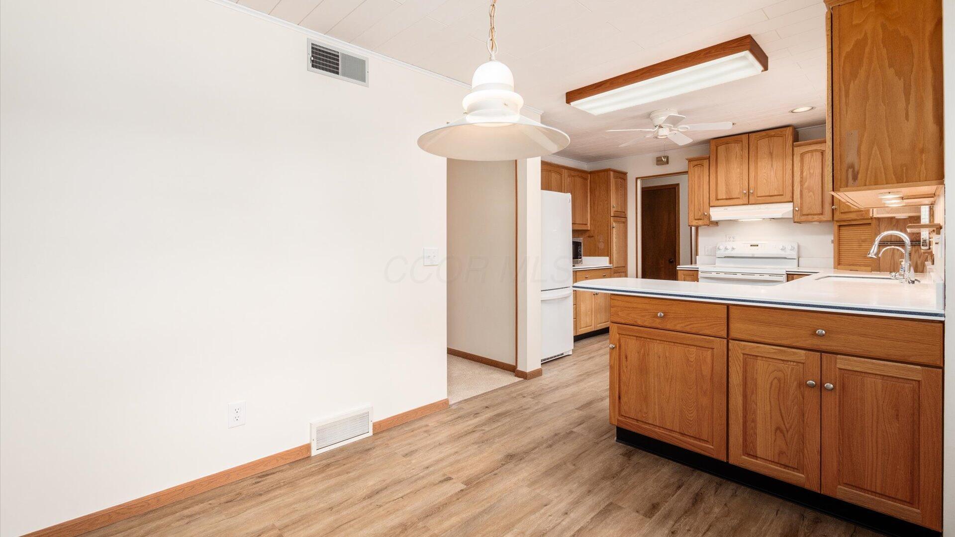 5180 Wilshire Drive Property Photo 17