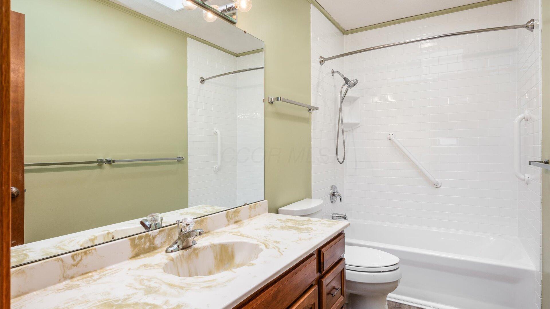 5180 Wilshire Drive Property Photo 32