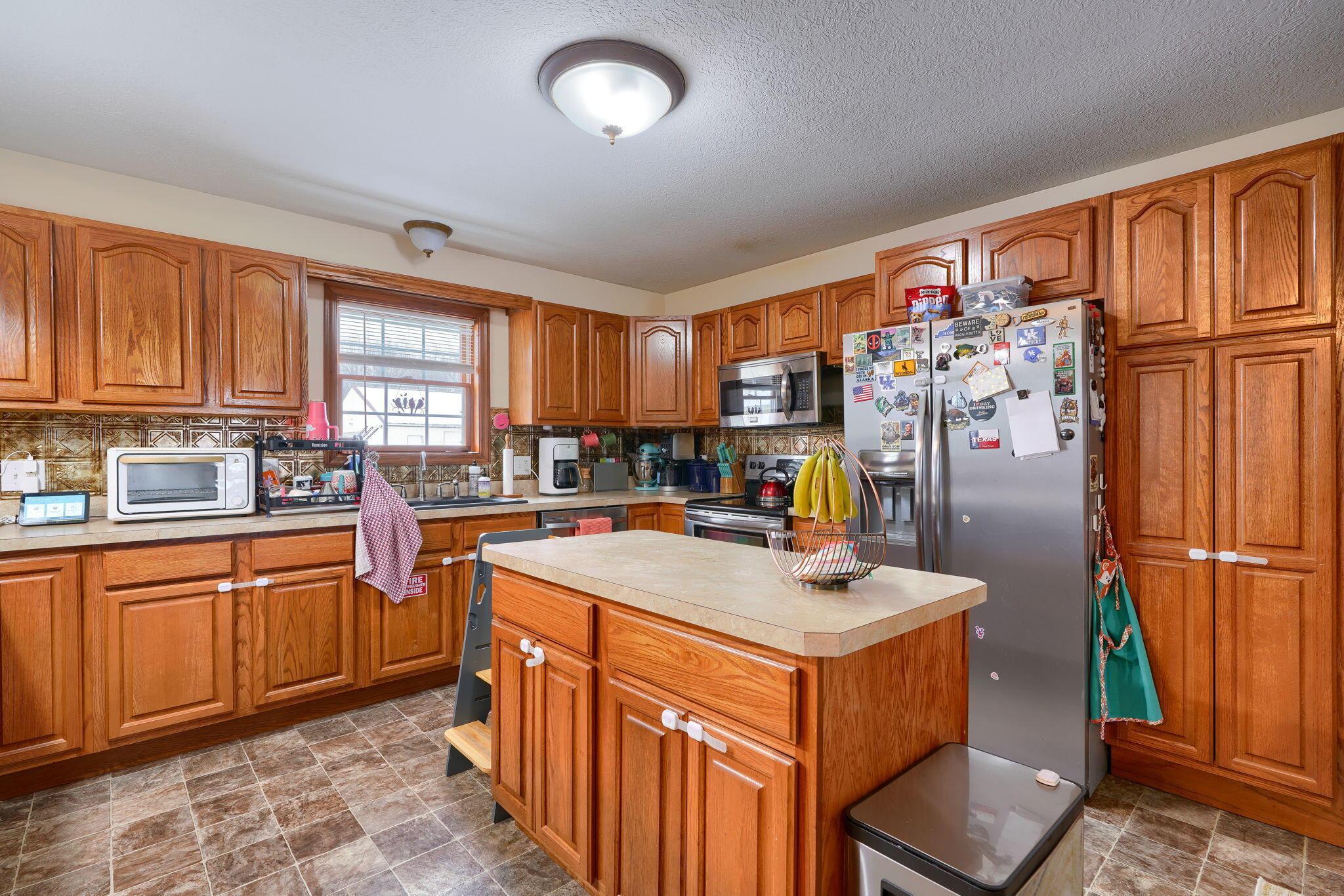 28671 Tarlton Adelphi Road Property Photo 25