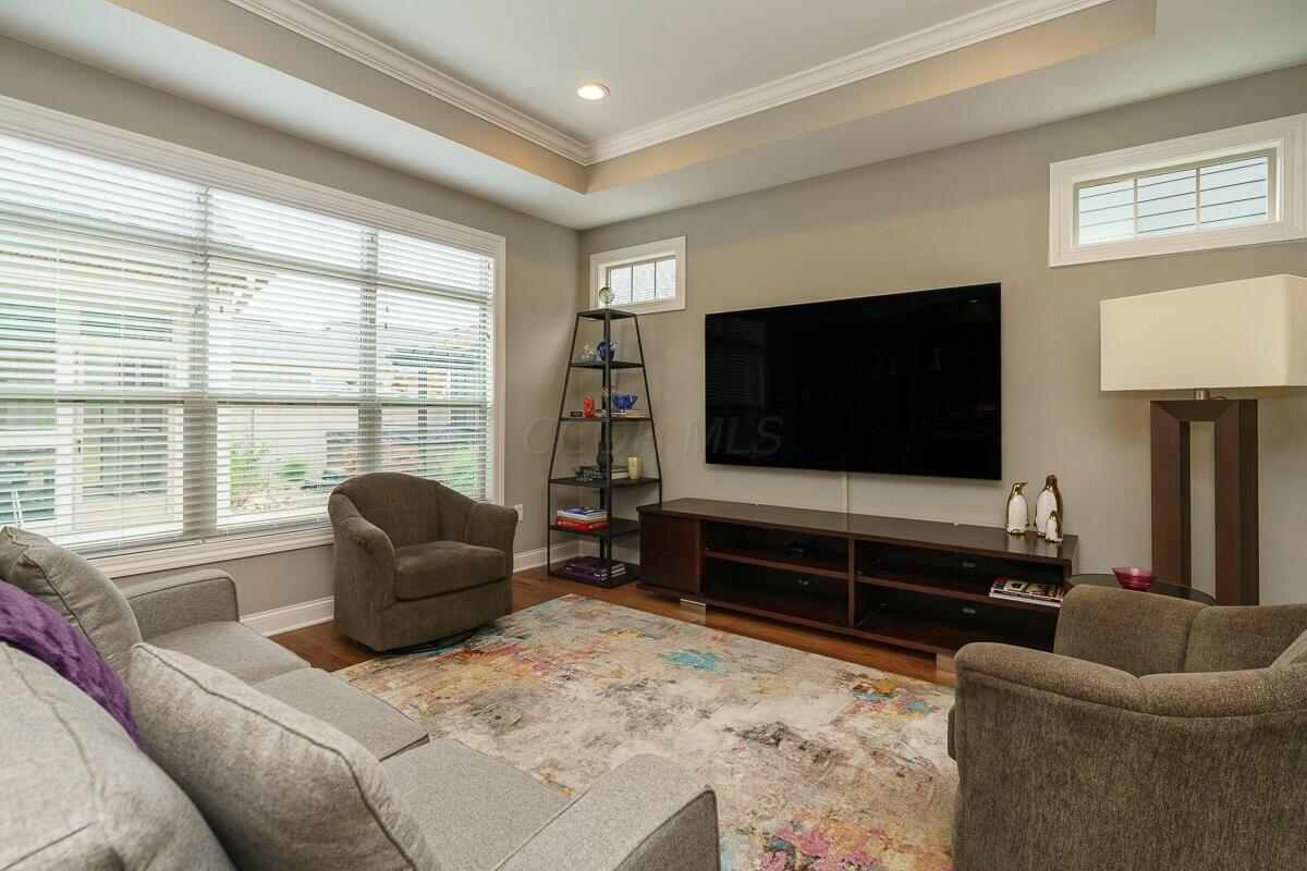 3644 Quarter Pole Lane Property Photo 6