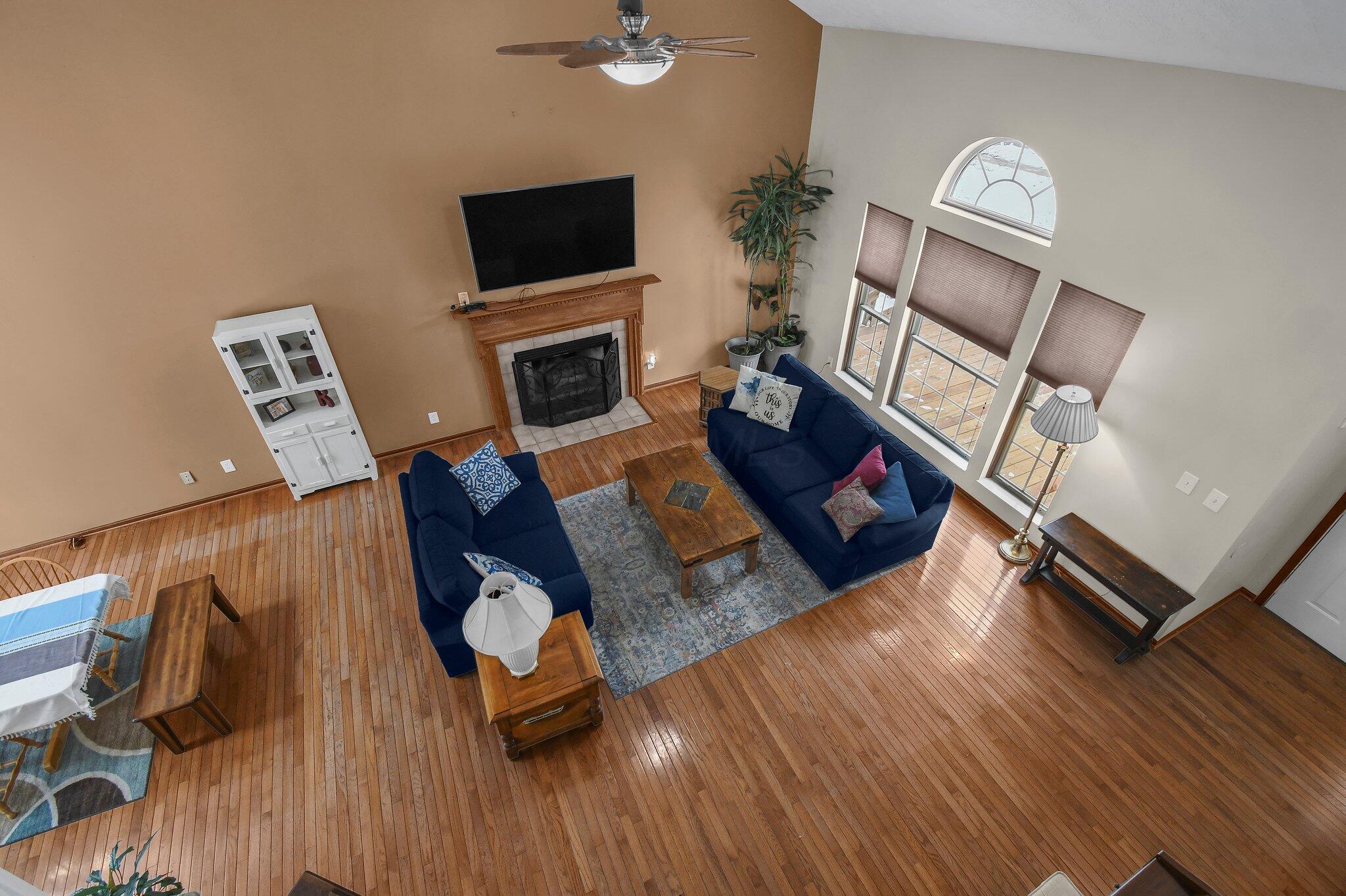 5417 Wolf Run Drive Property Photo 8