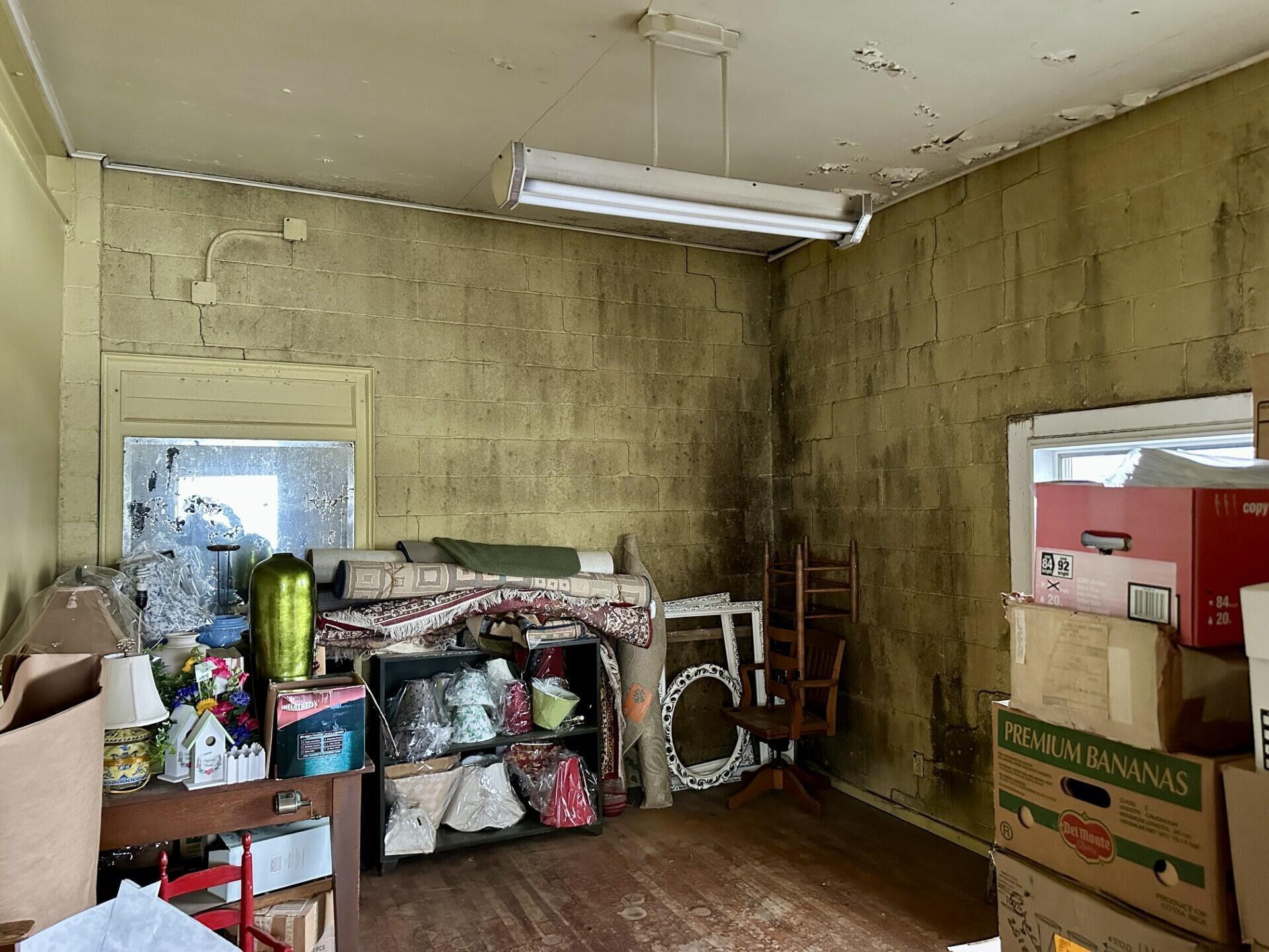 1877 Kenny Road Property Photo 20