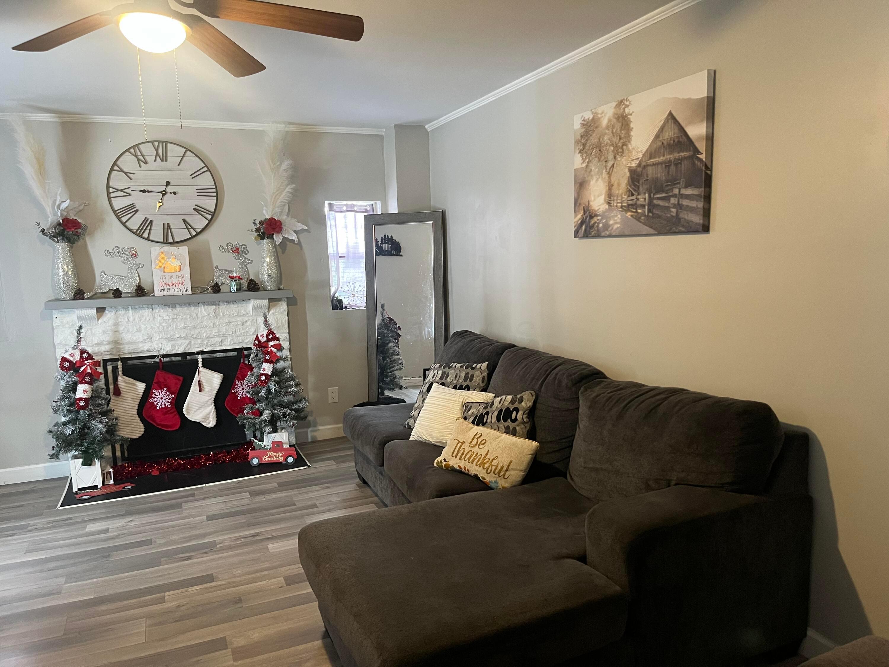 2165 Ontario Street Property Photo 5