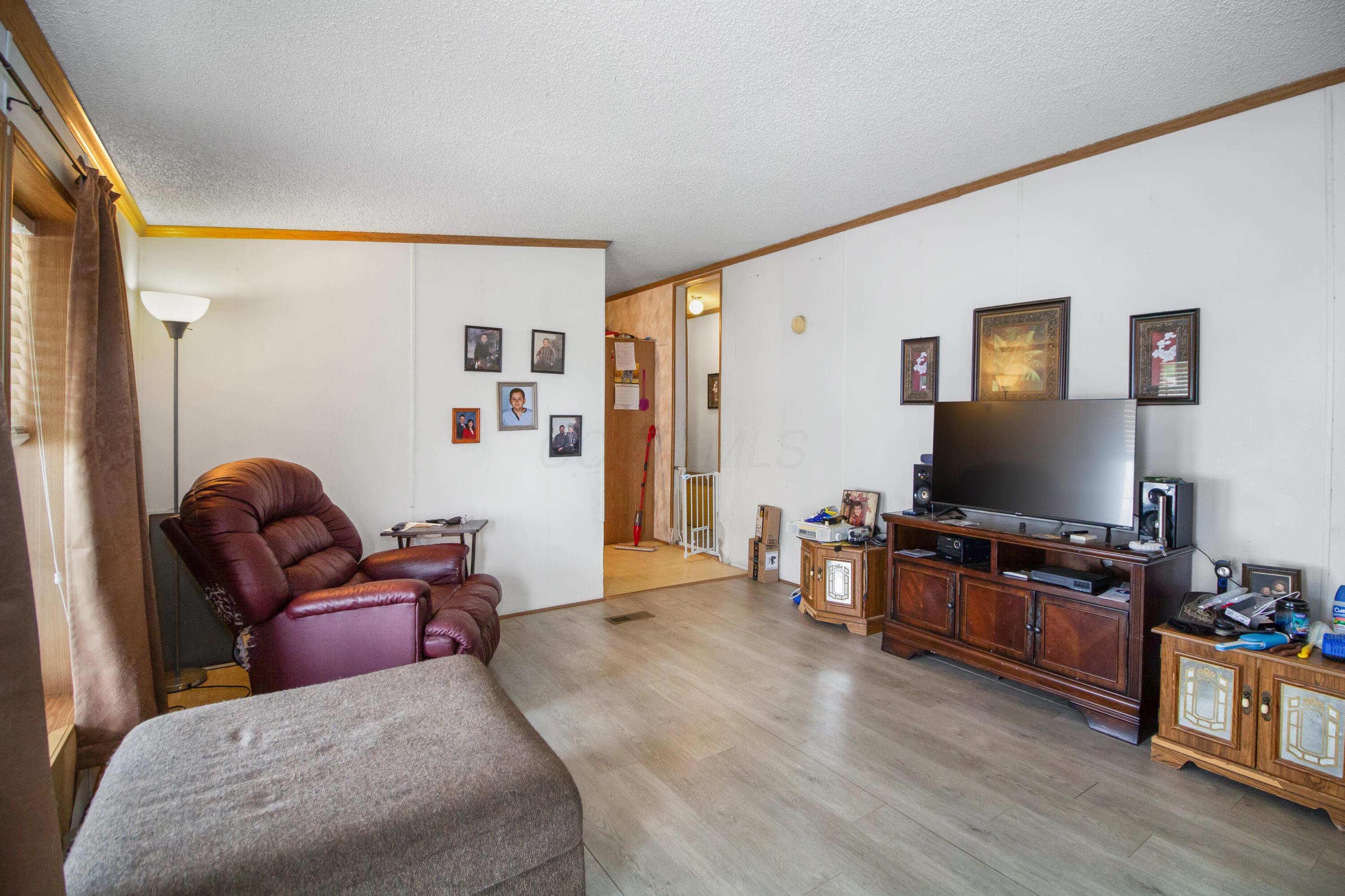 4150 Manassas Court Property Photo 4