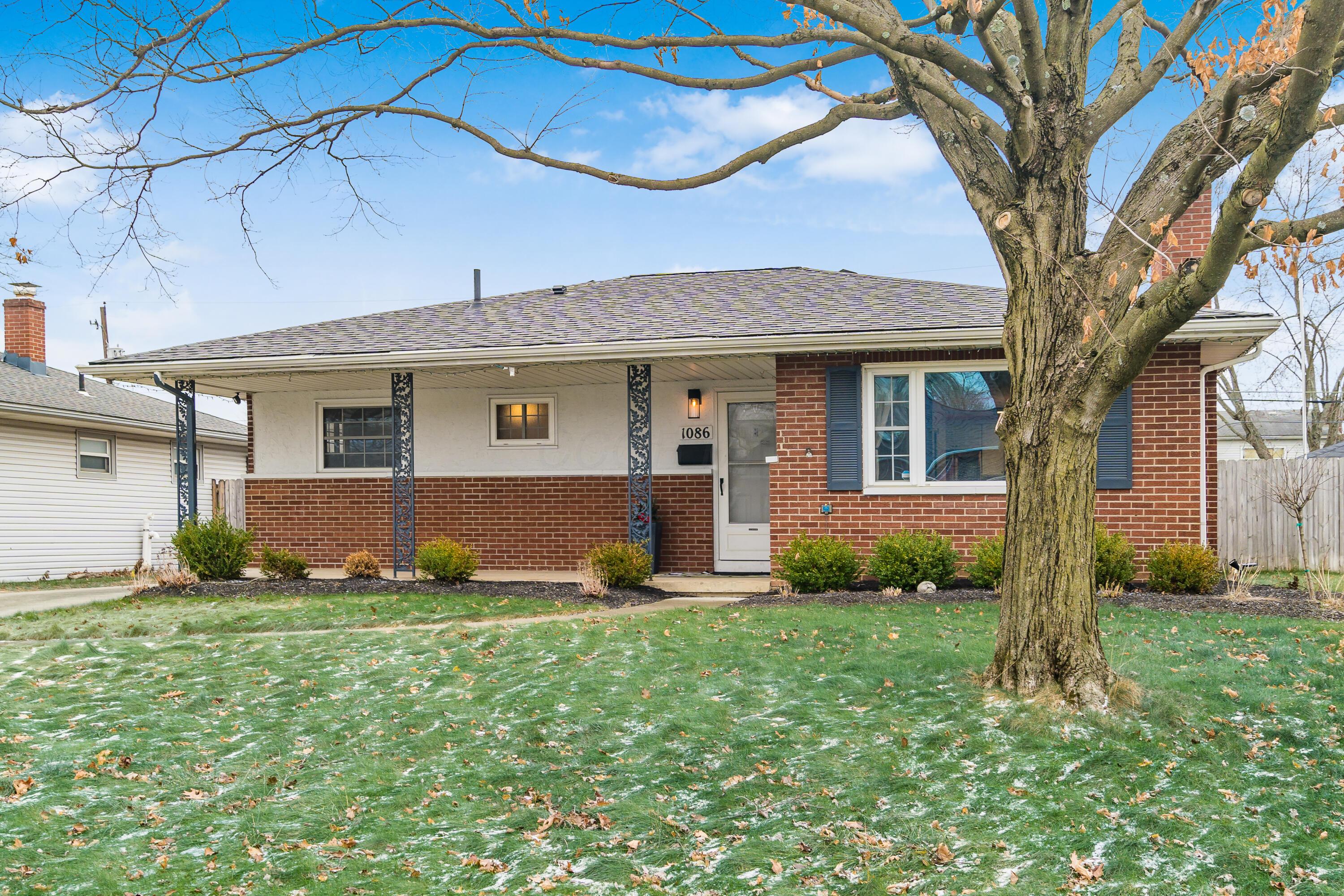1086 Wiltshire Road Property Photo 5