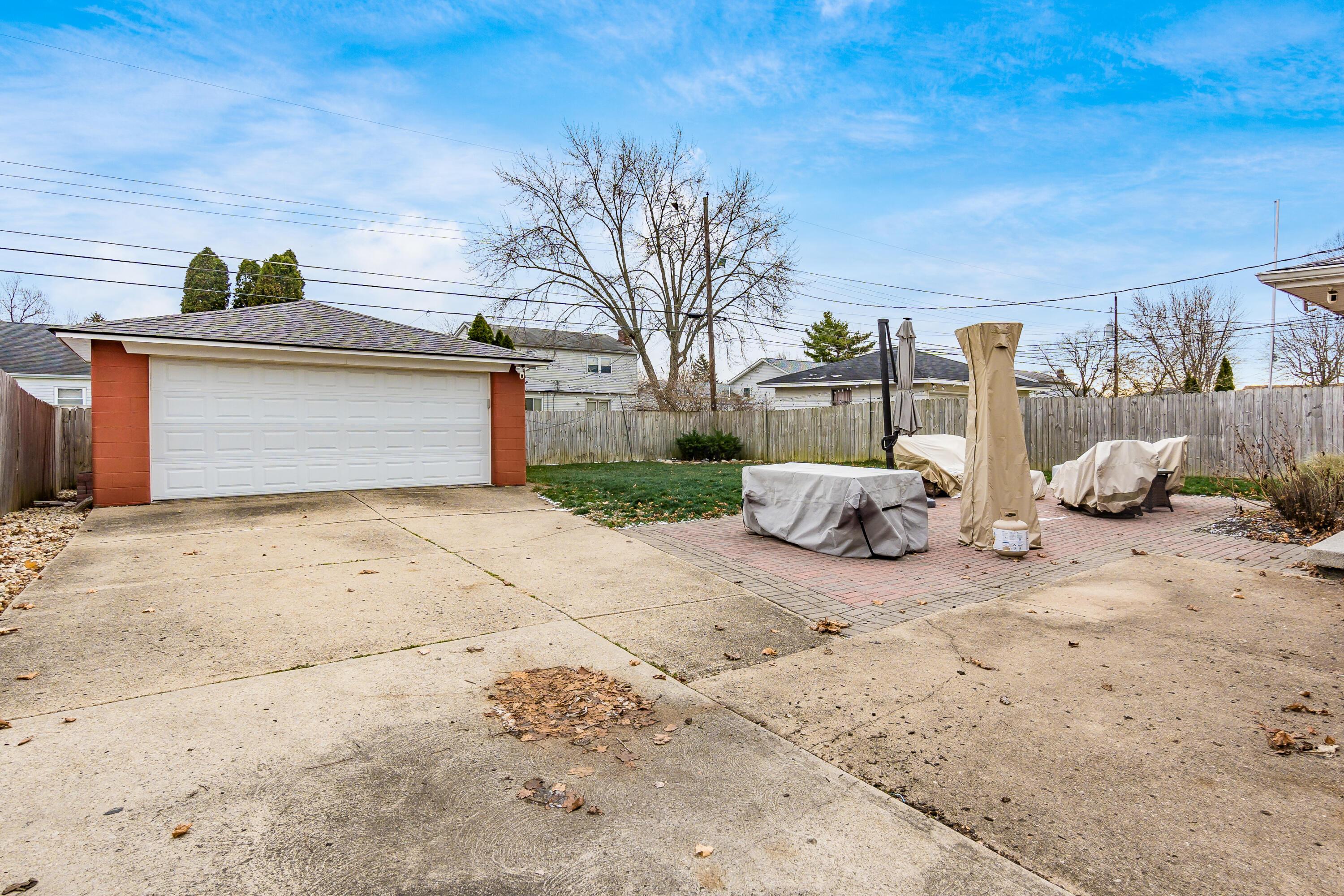 1086 Wiltshire Road Property Photo 40