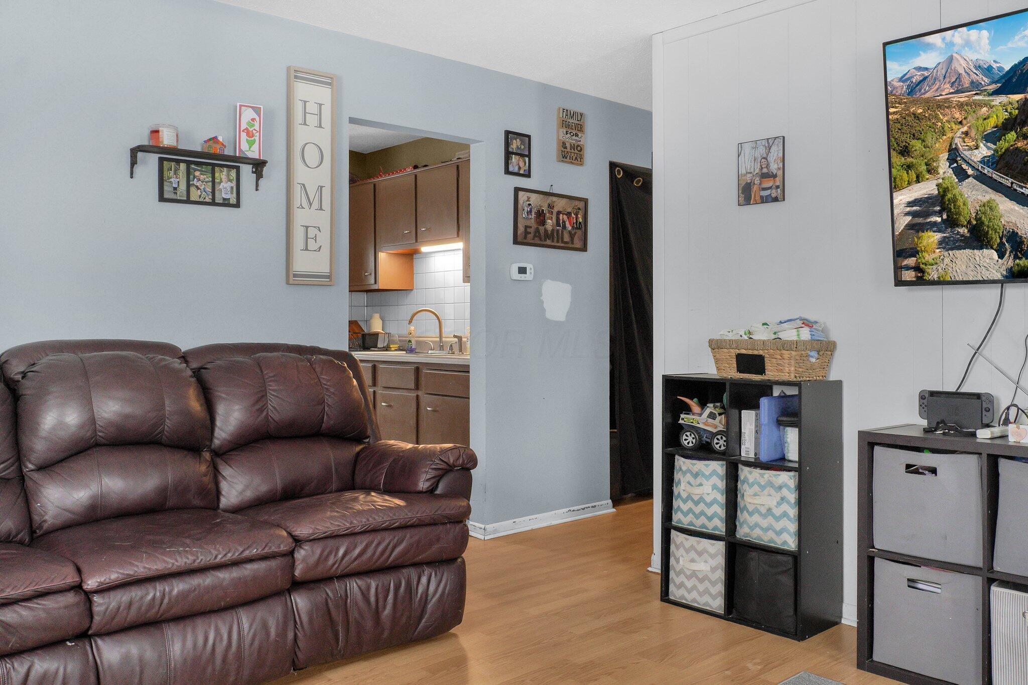 3730 S Champion Avenue Property Photo 7