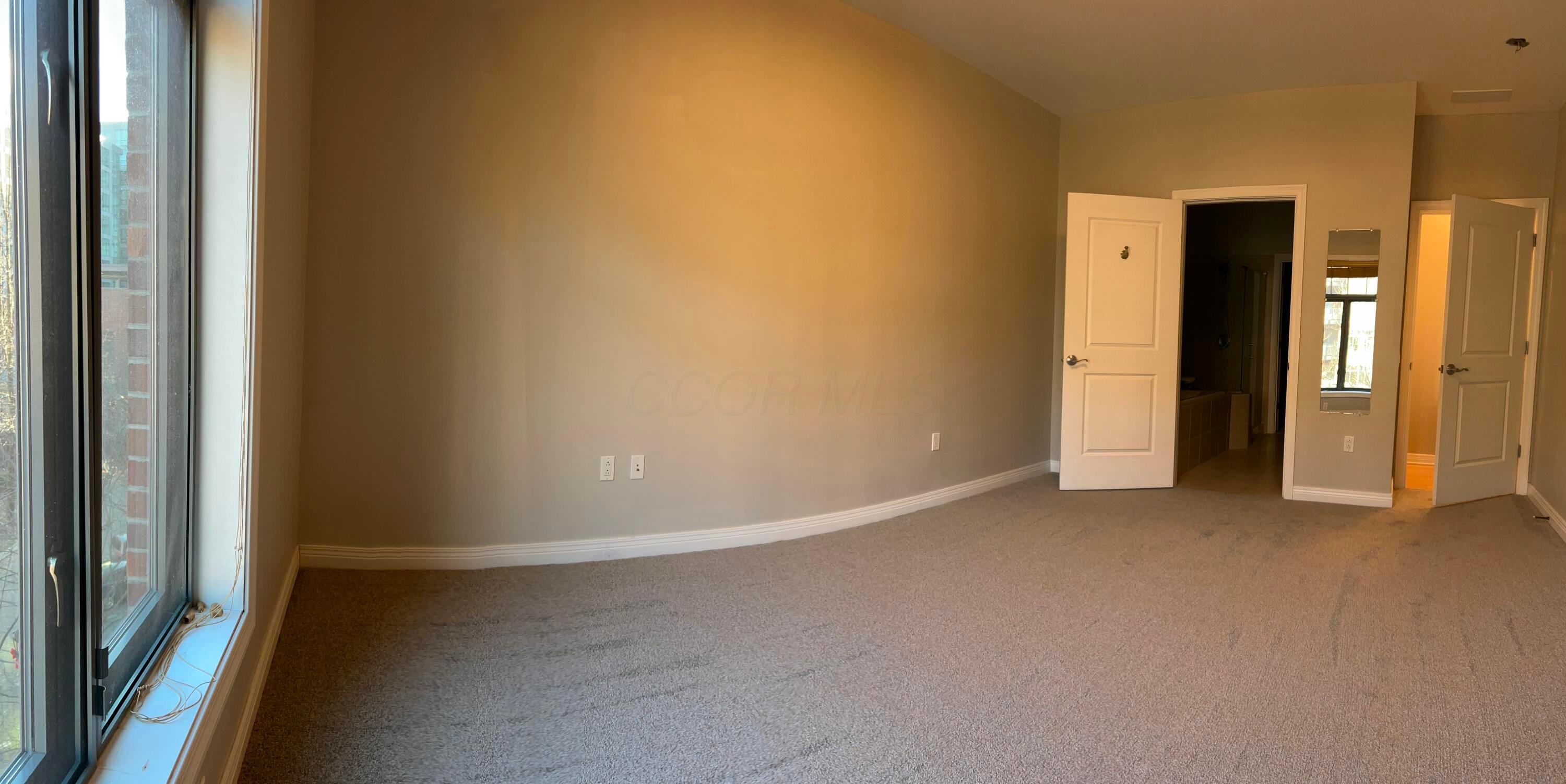 251 Daniel Burnham Square, 404 Property Photo 5