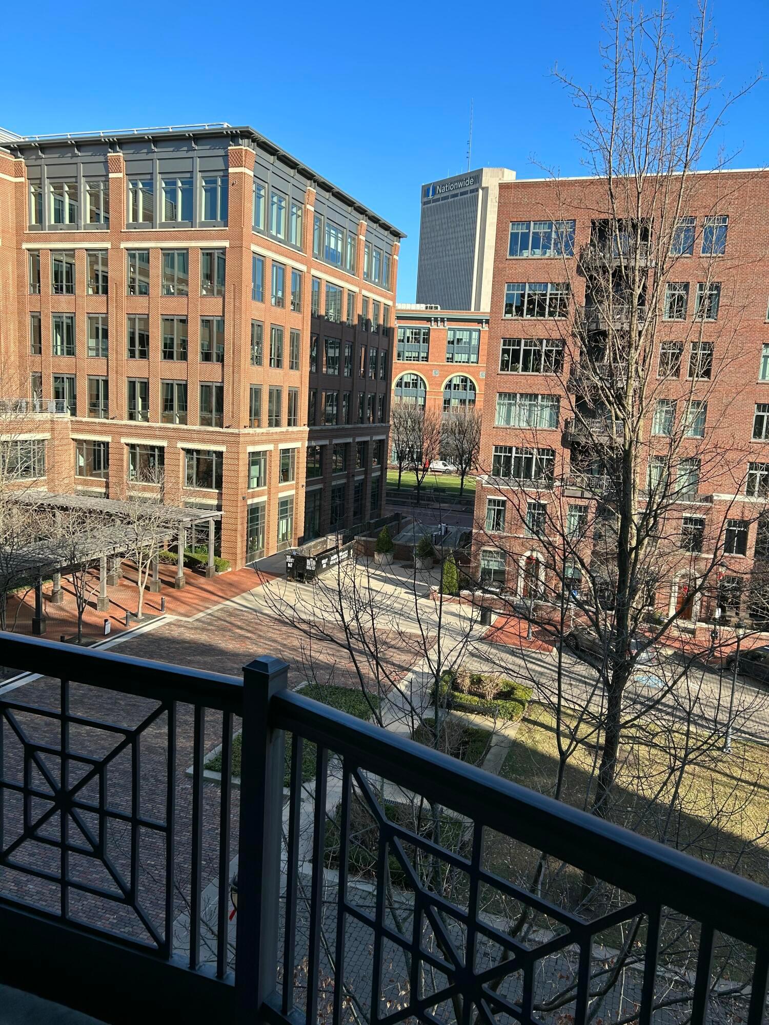251 Daniel Burnham Square, 404 Property Photo 8