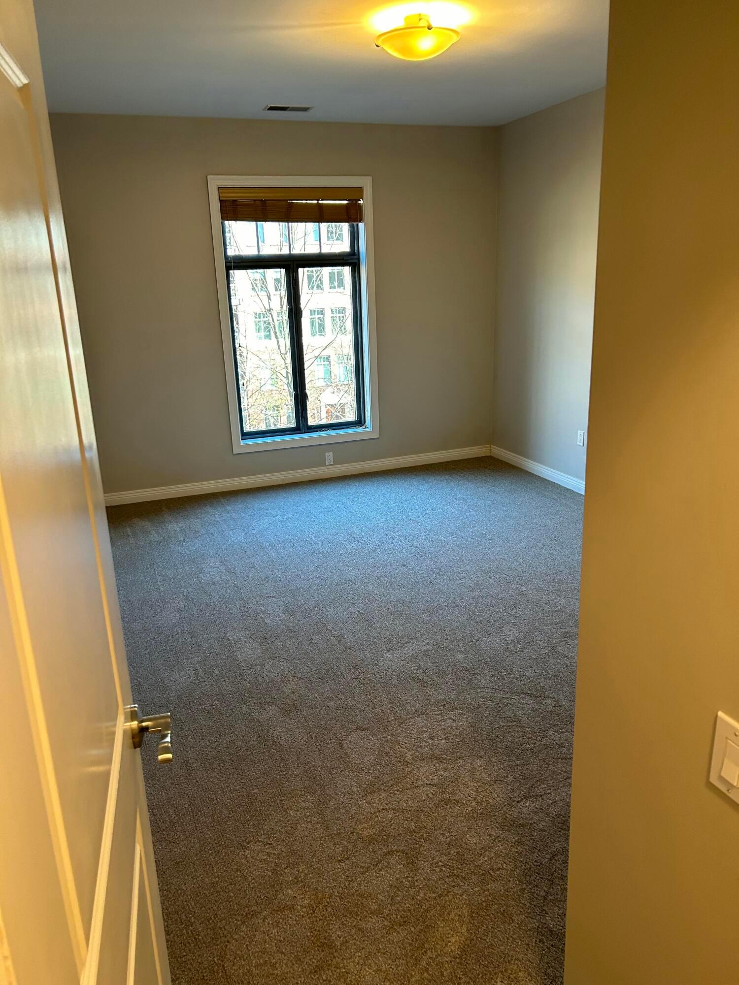 251 Daniel Burnham Square, 404 Property Photo 13