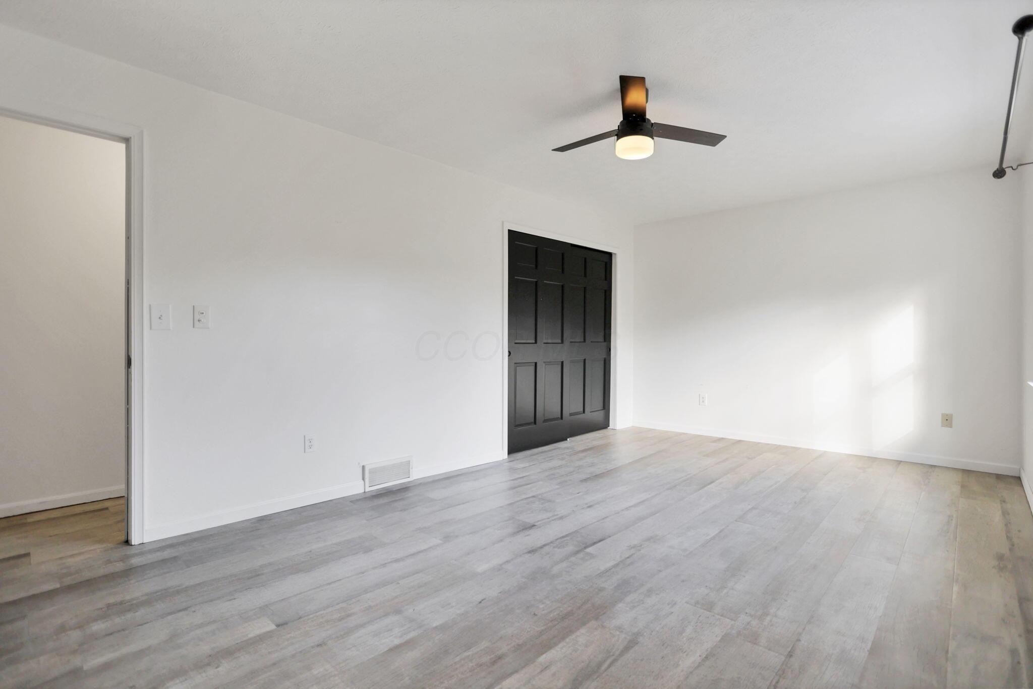 1160 Pembroke Road Property Photo 37