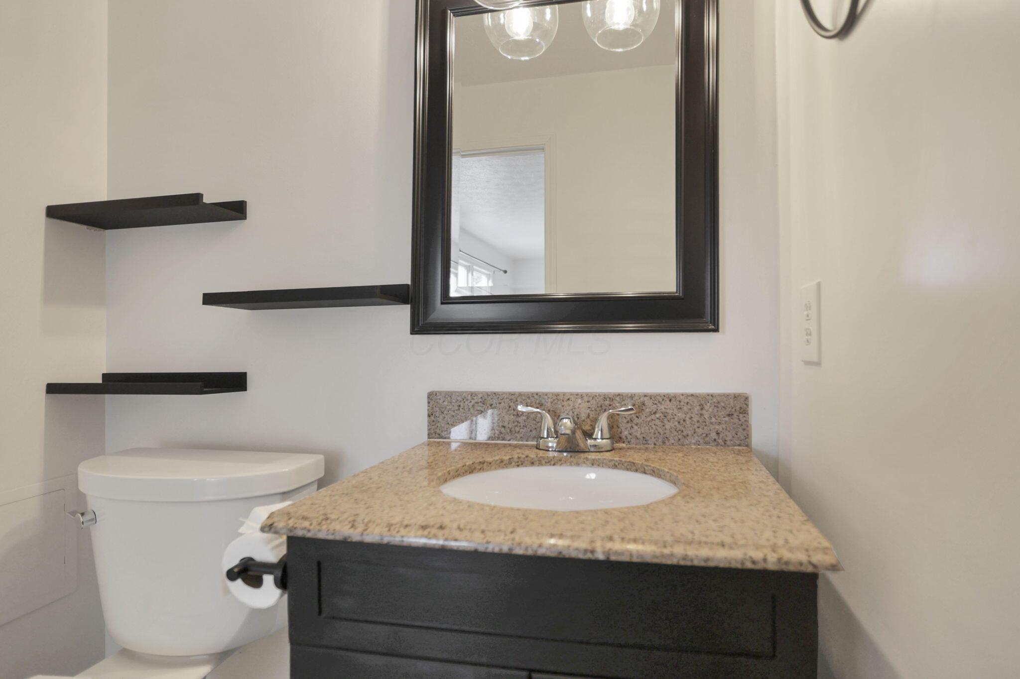 1160 Pembroke Road Property Photo 43