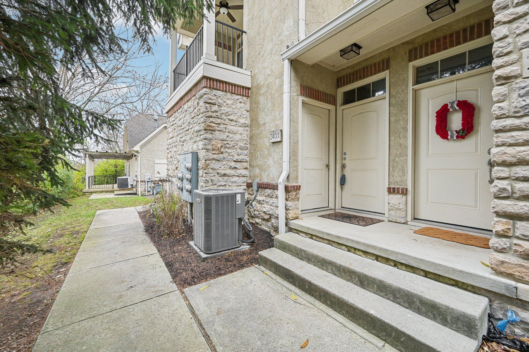 2403 Keep Place Property Photo 2