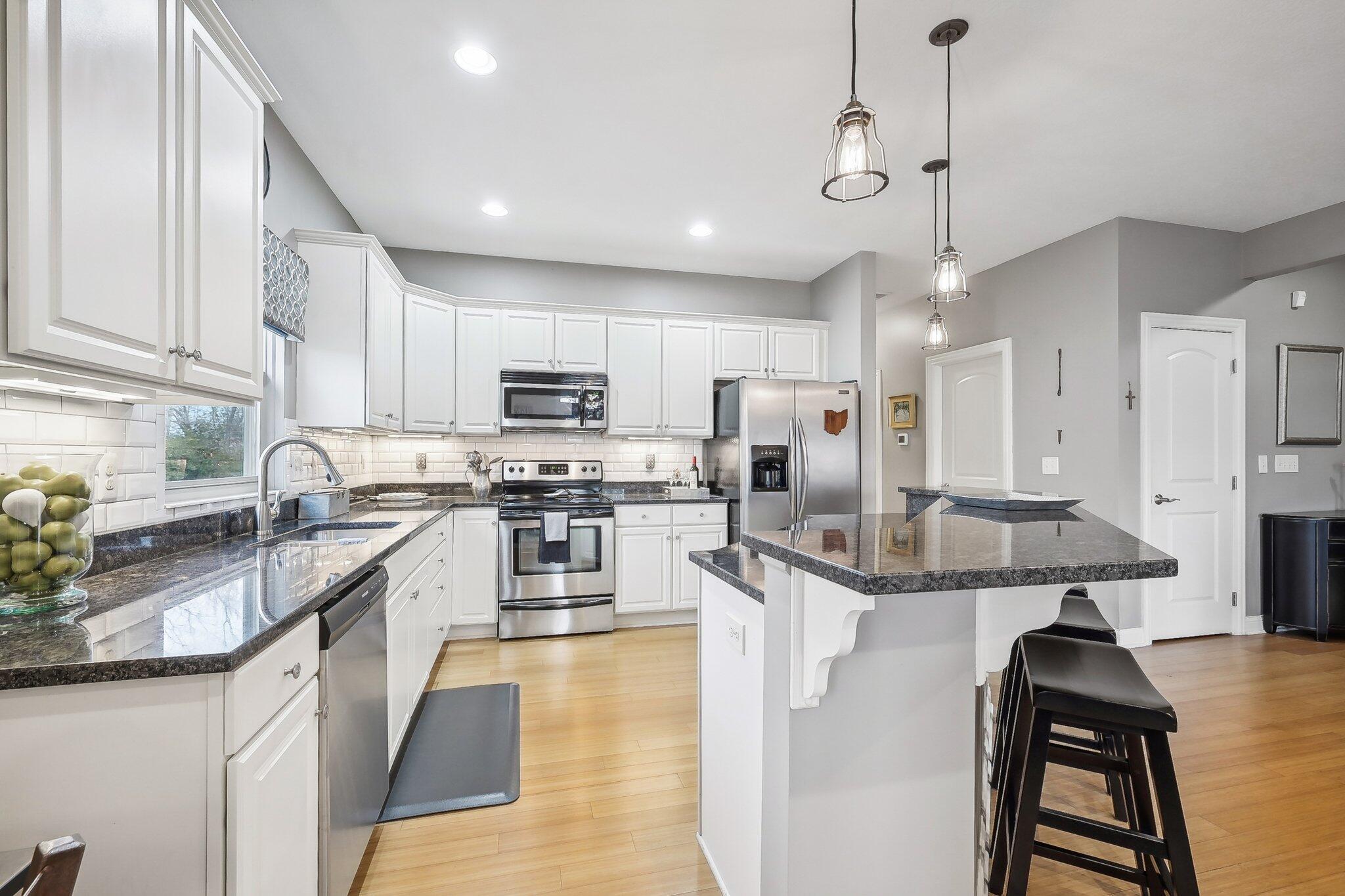 2403 Keep Place Property Photo 14