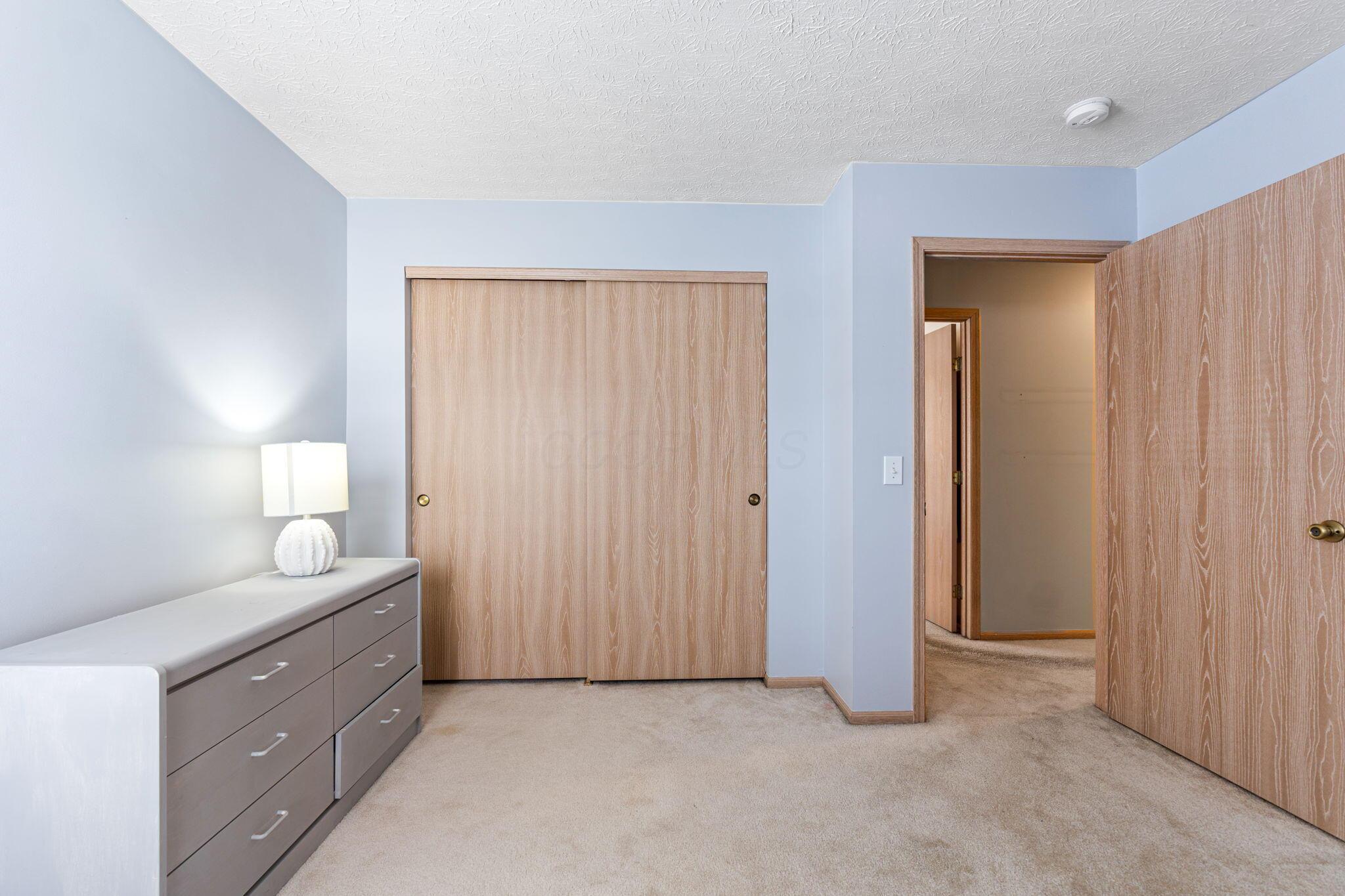 5806 Willow Lake Drive Property Photo 20