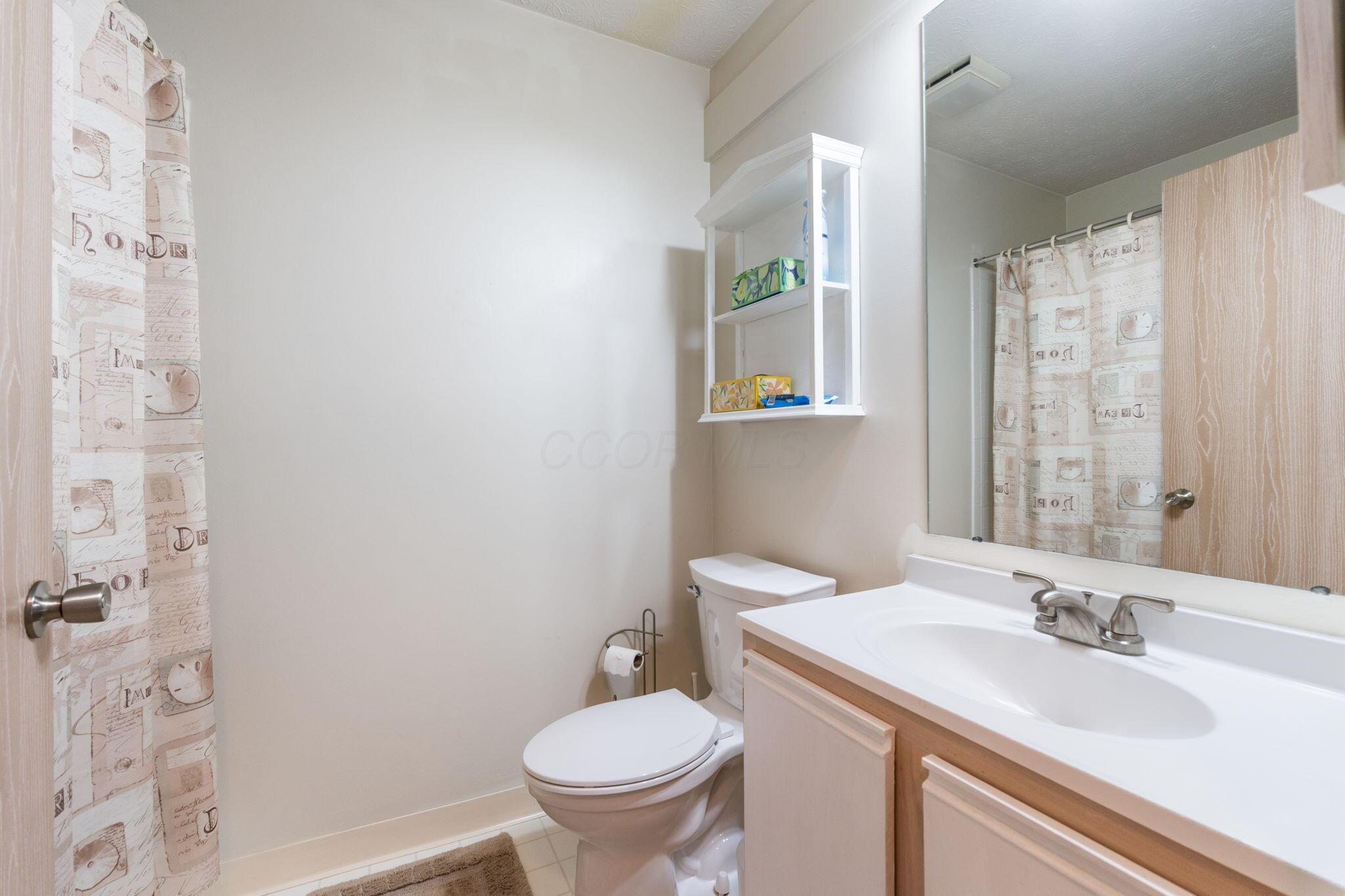 5806 Willow Lake Drive Property Photo 21