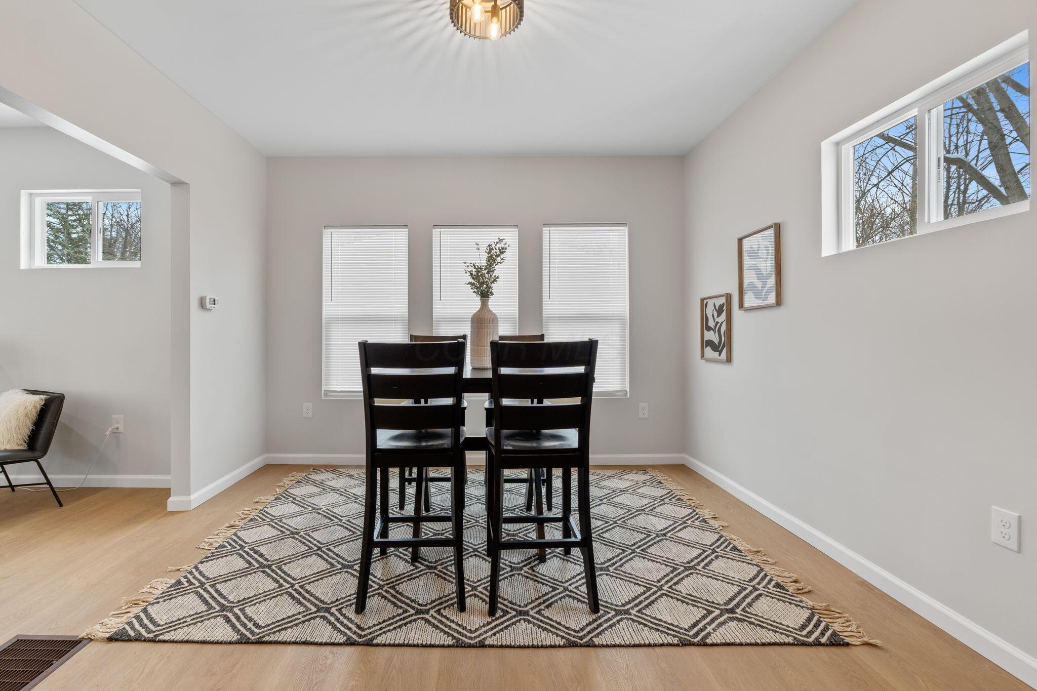 1766 E Kenworth Road Property Photo 12