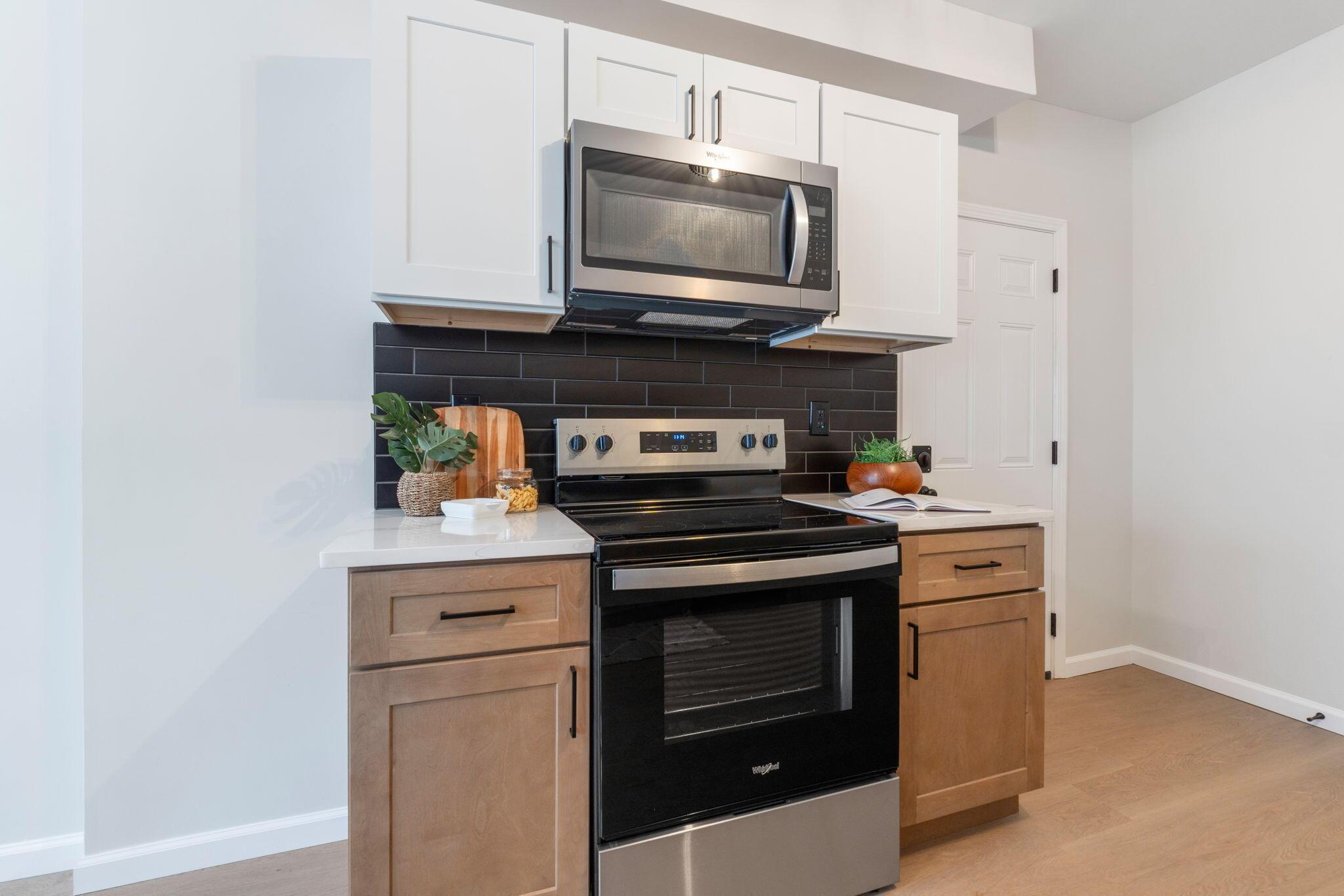 1766 E Kenworth Road Property Photo 15