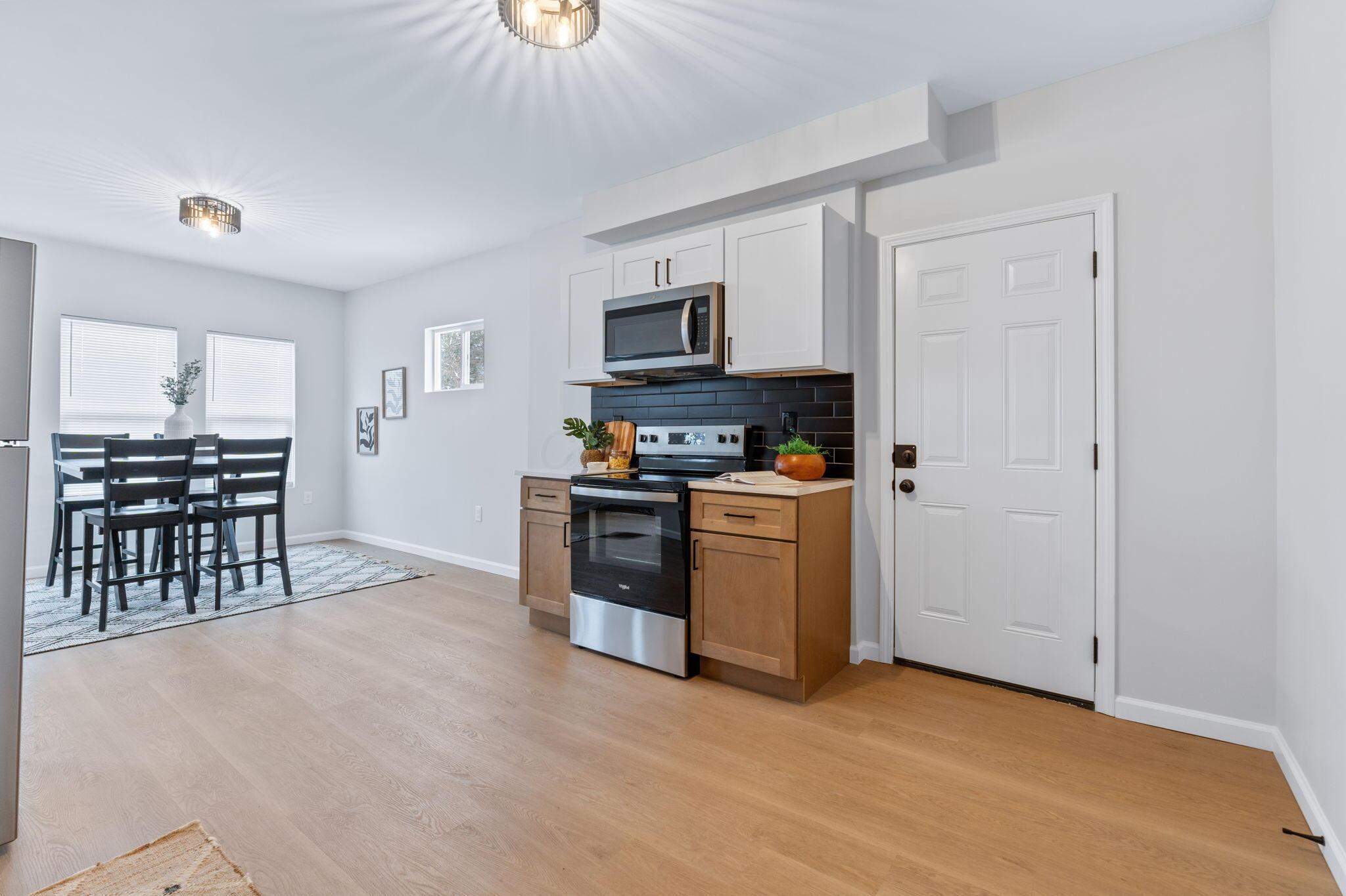 1766 E Kenworth Road Property Photo 18