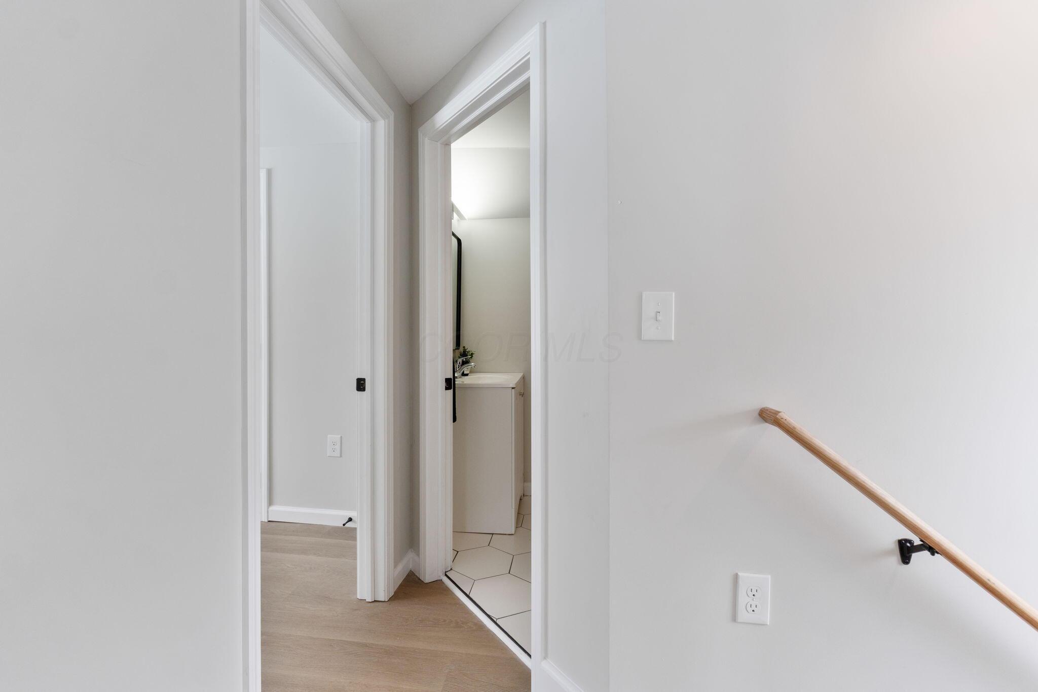 1766 E Kenworth Road Property Photo 19