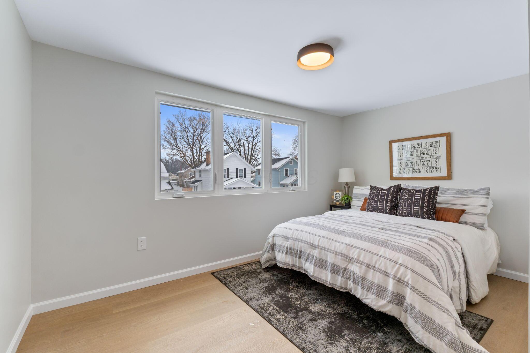 1766 E Kenworth Road Property Photo 20