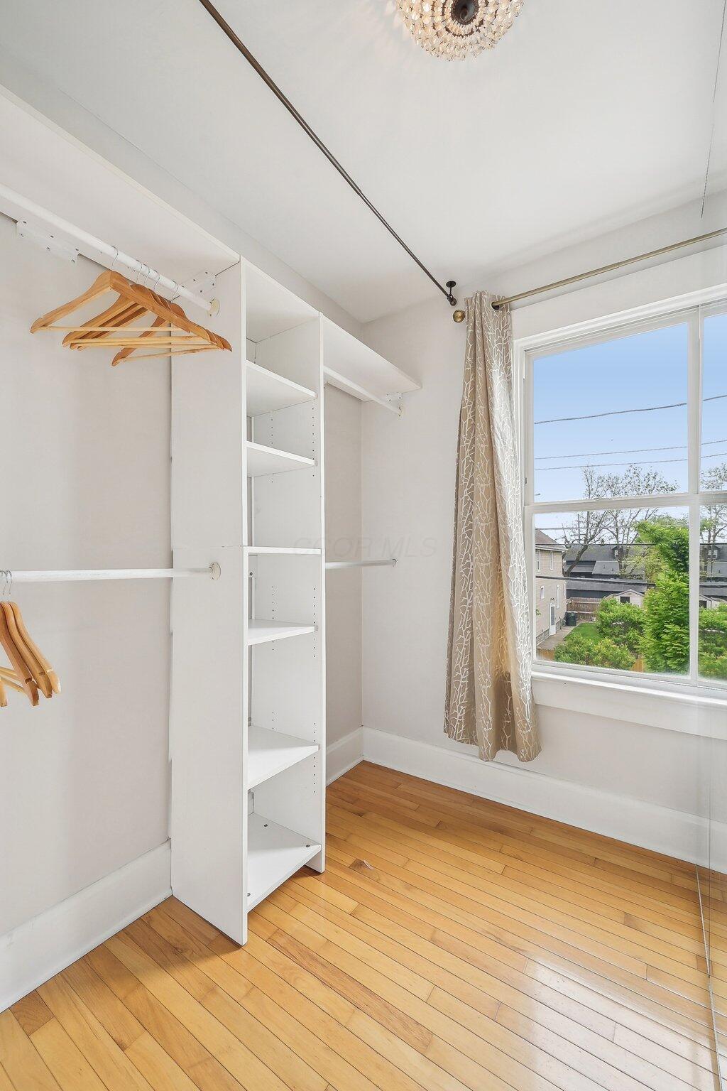 480 Siebert Street Property Photo 25