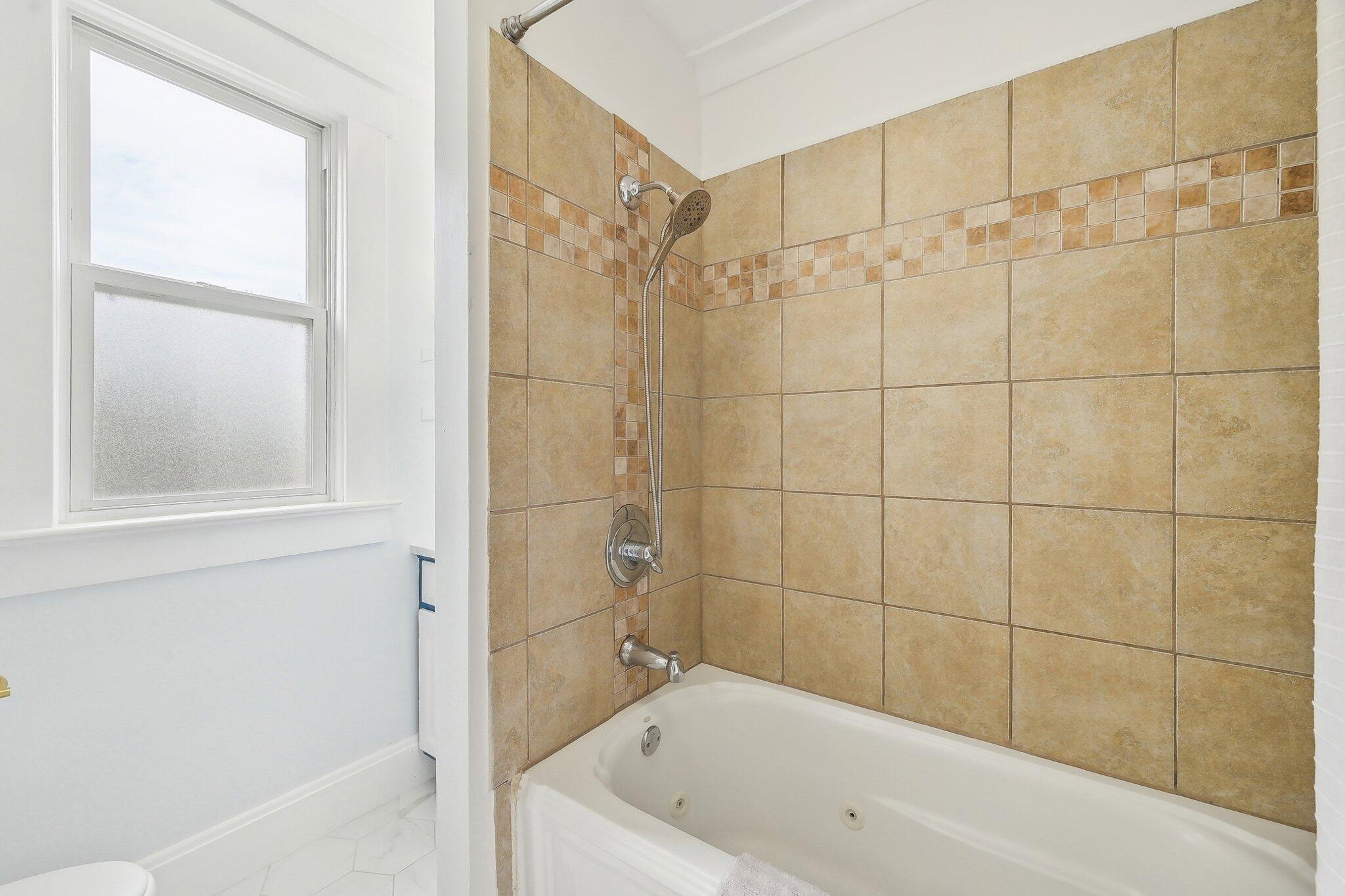 480 Siebert Street Property Photo 30