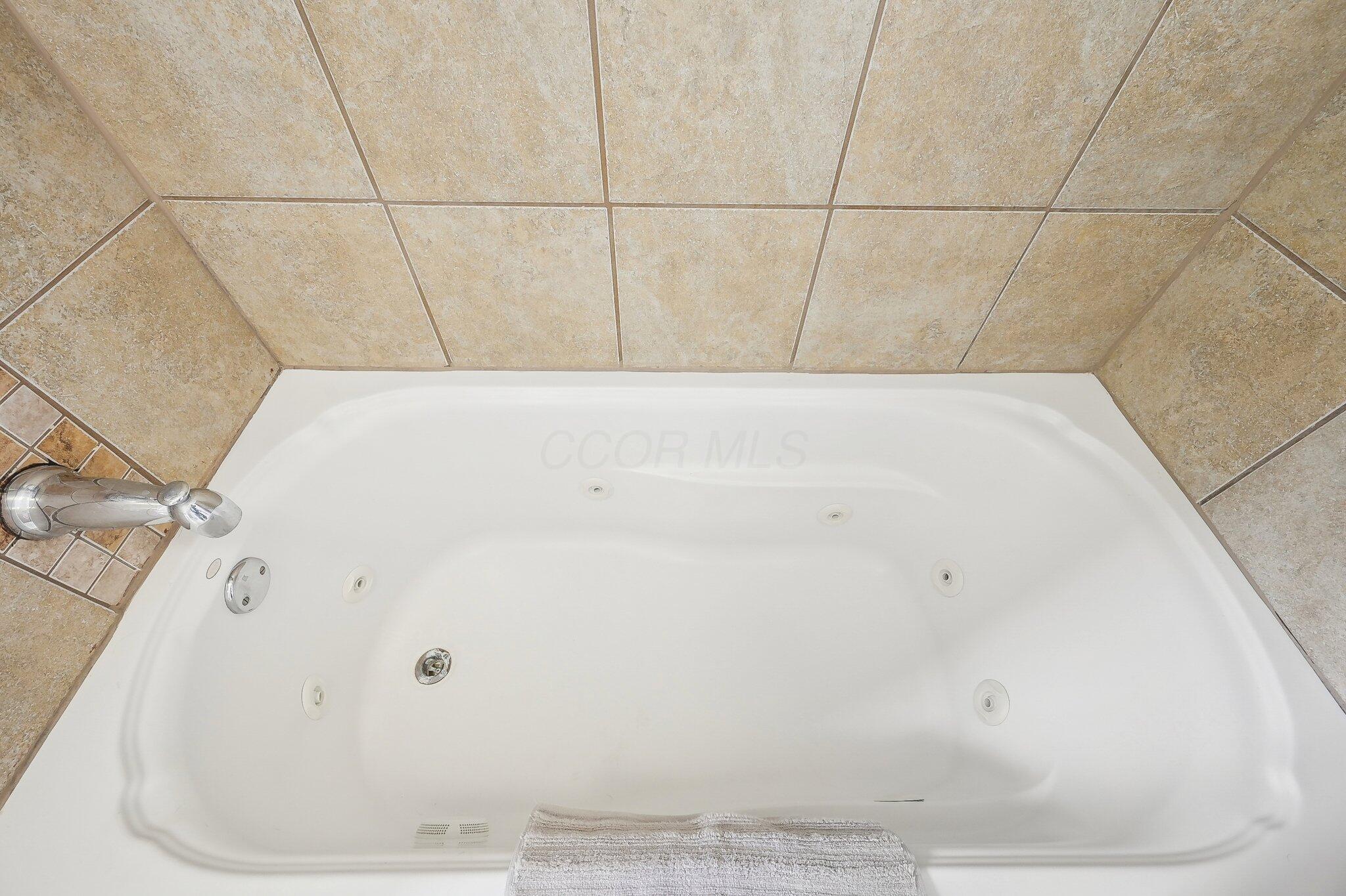 480 Siebert Street Property Photo 31