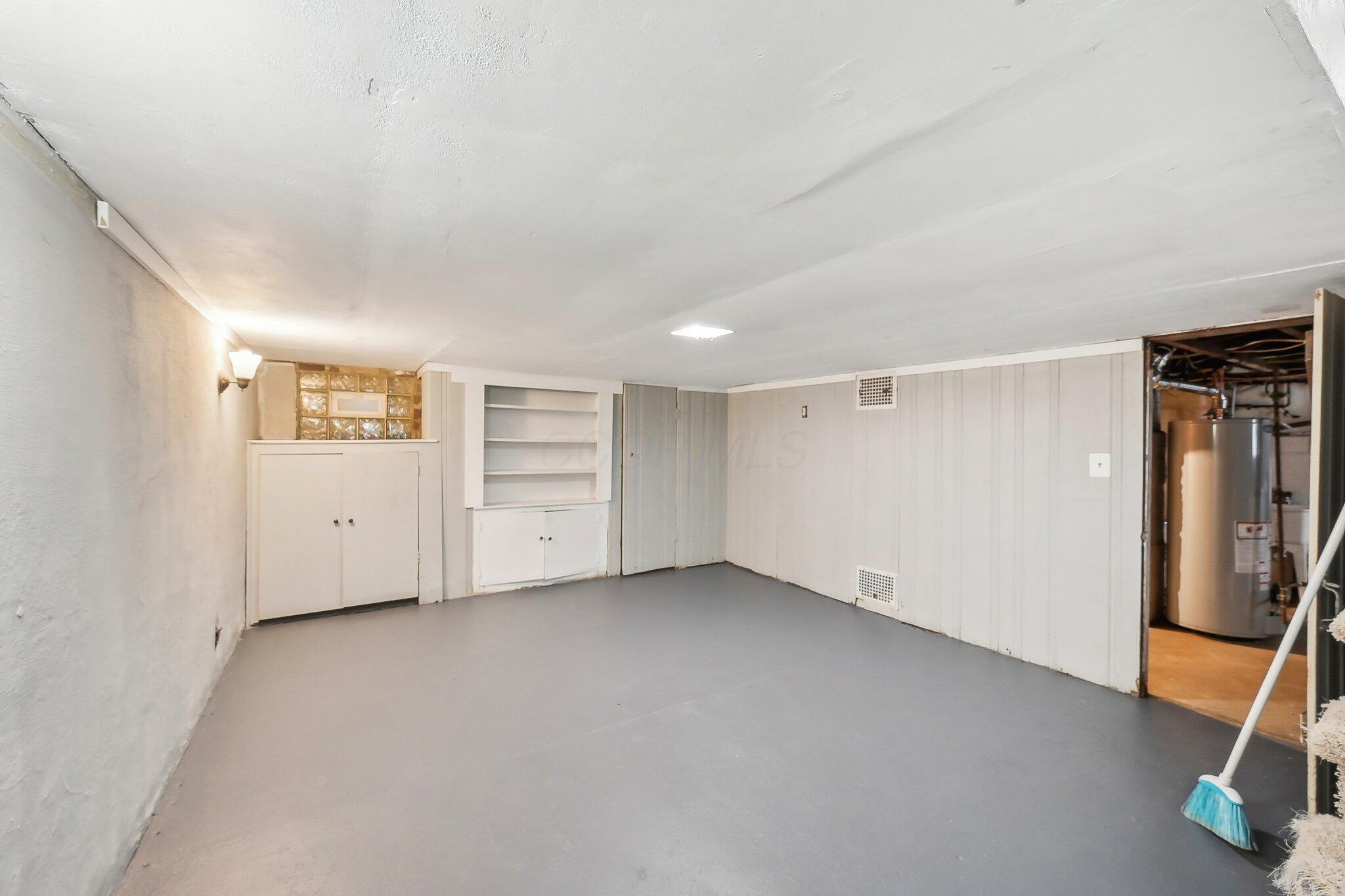 480 Siebert Street Property Photo 33