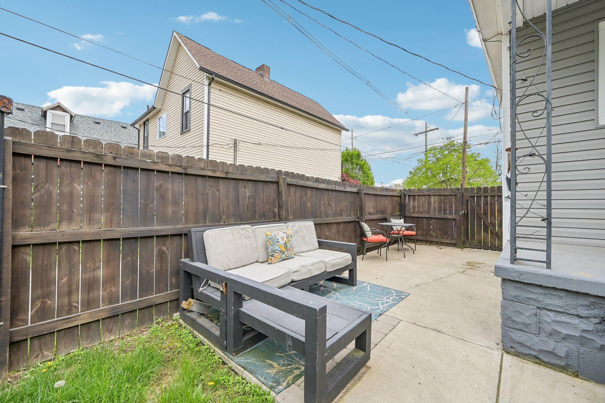 480 Siebert Street Property Photo 36