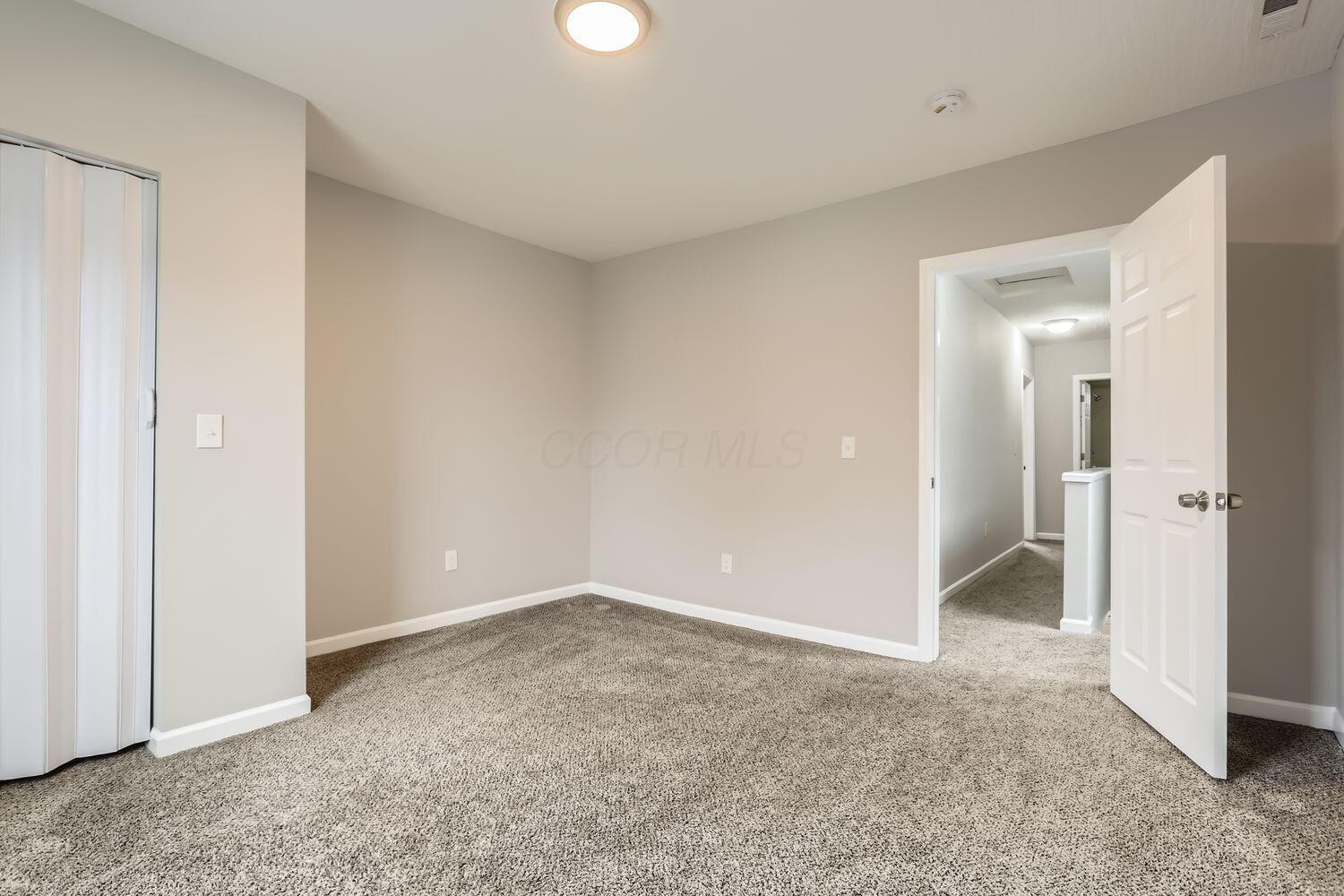 73 N Central Avenue Property Photo 18