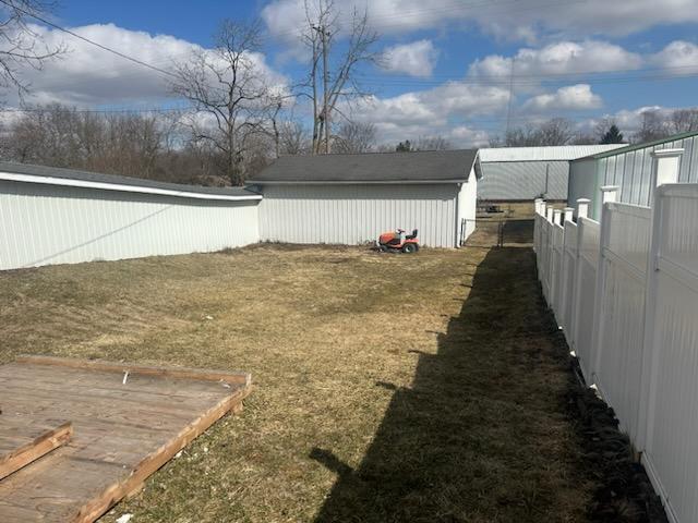 162 N Main Street Property Photo 4