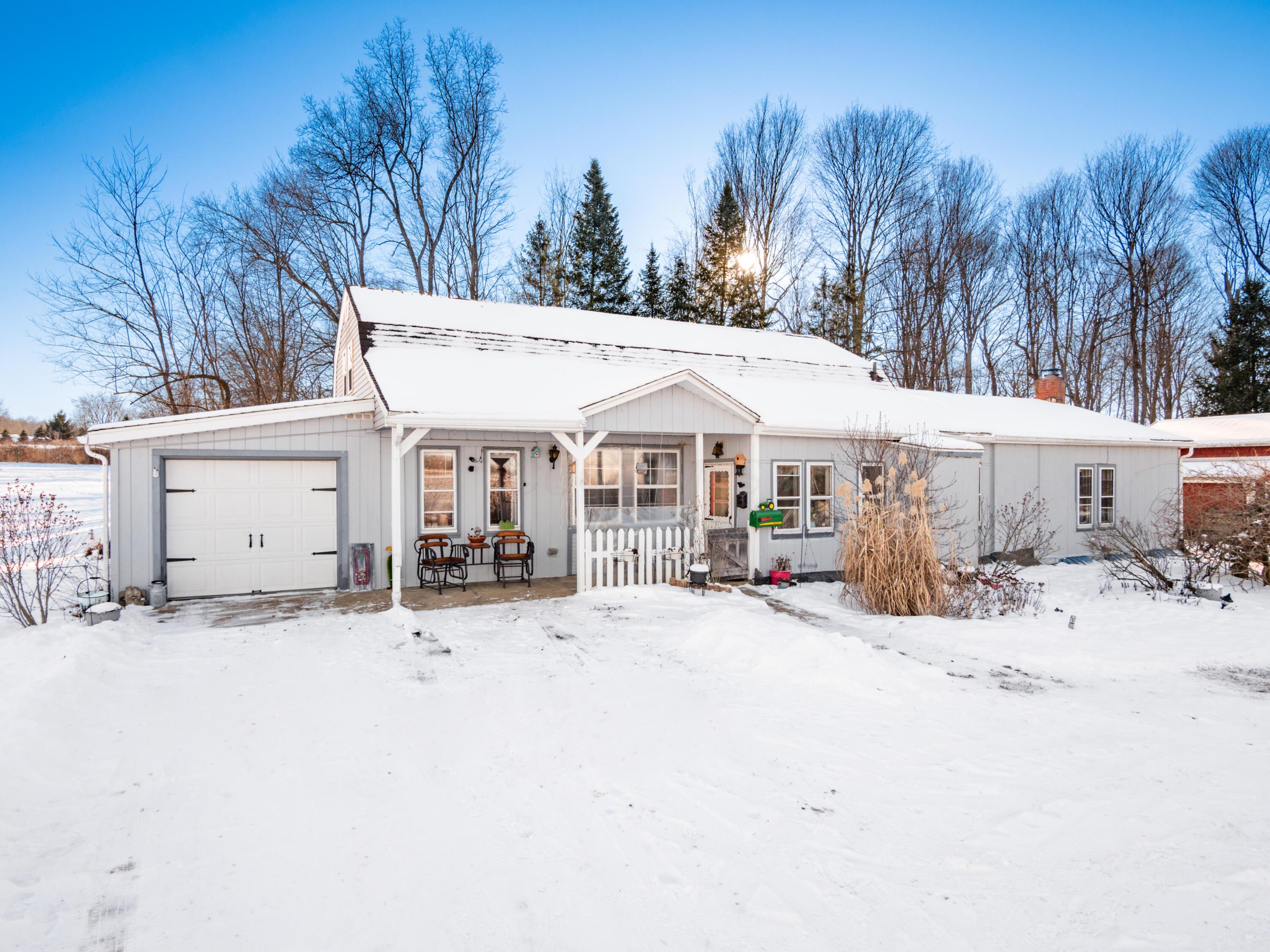18300 Paige Road Property Photo 1