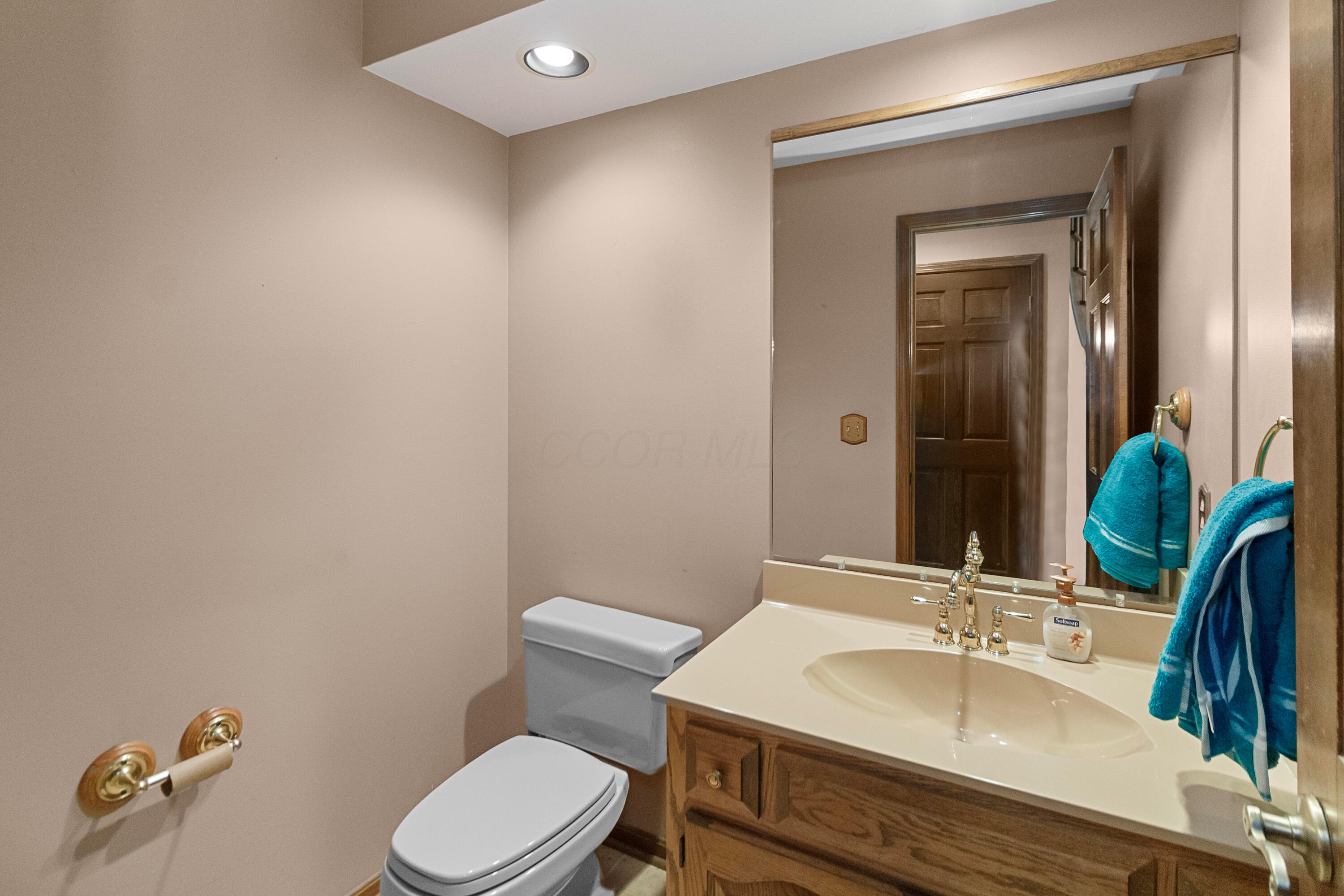 50 Valley Run Drive Property Photo 5