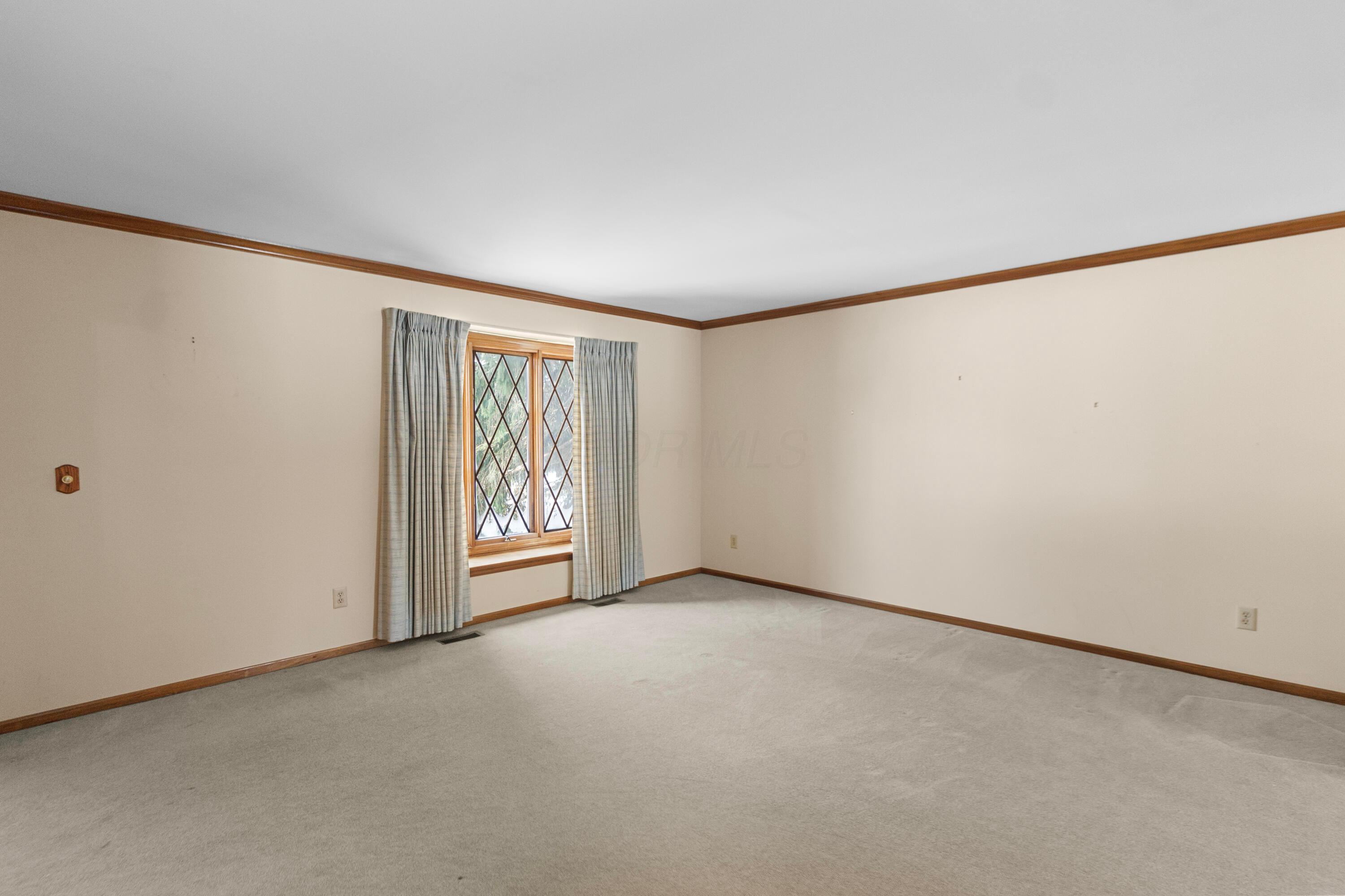 50 Valley Run Drive Property Photo 16
