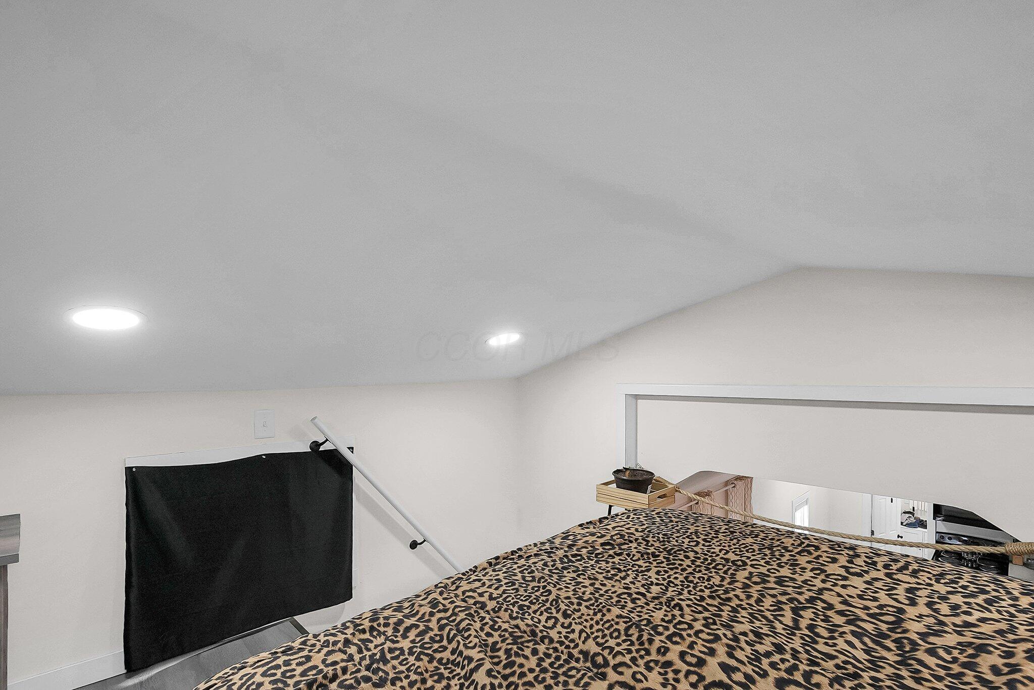 275 Hocking Avenue Property Photo 22