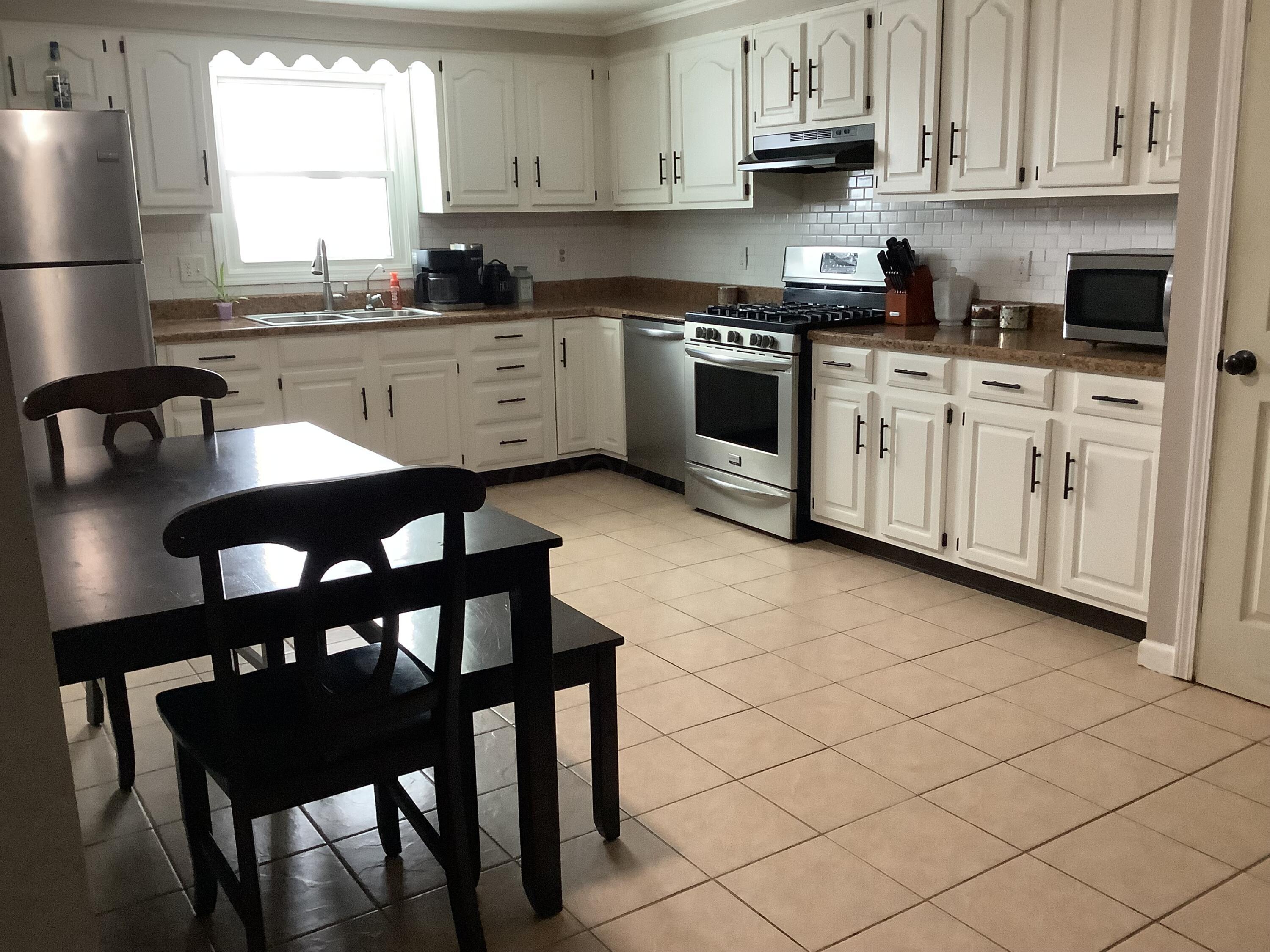 225 3rd Street Property Photo 3