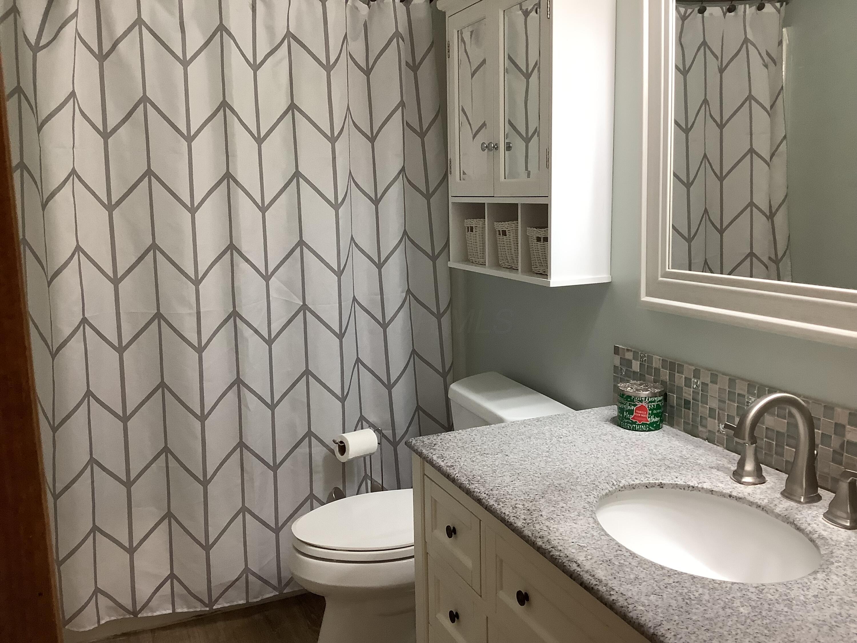 225 3rd Street Property Photo 8