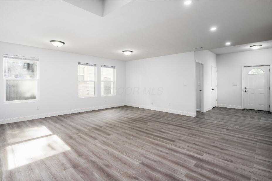 2285 Ridgeway Avenue Property Photo 15