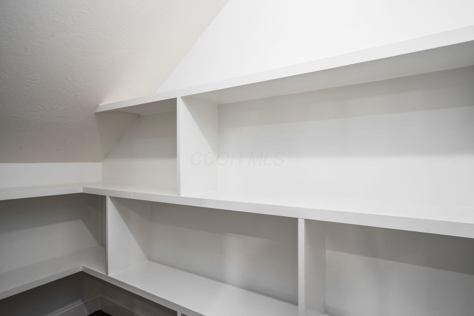2285 Ridgeway Avenue Property Photo 21