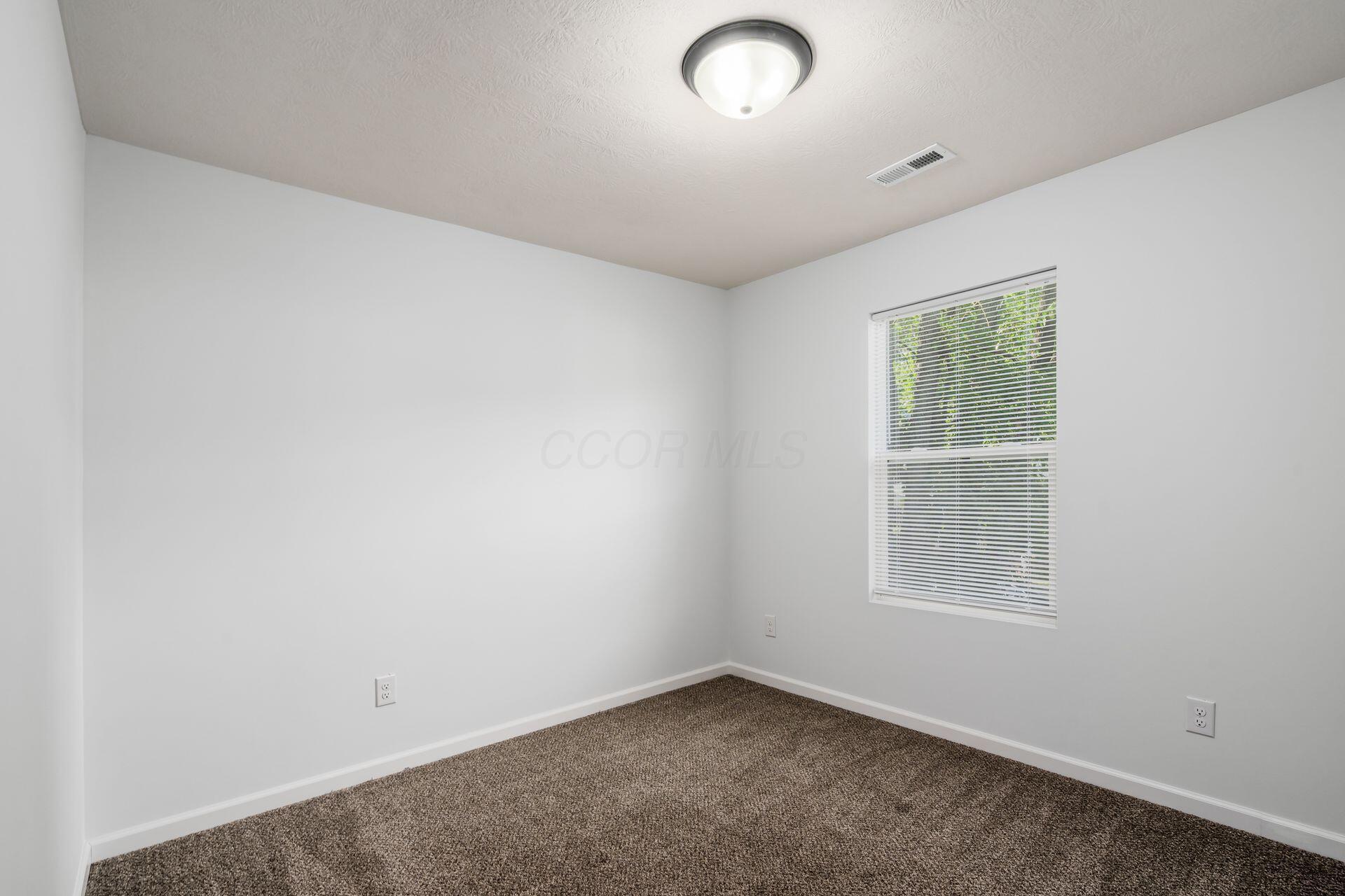 2285 Ridgeway Avenue Property Photo 32