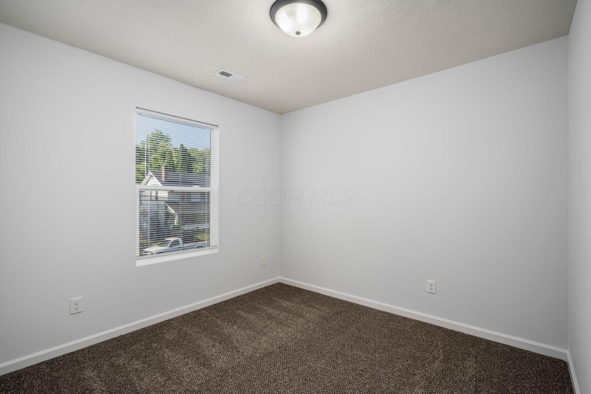 2285 Ridgeway Avenue Property Photo 34