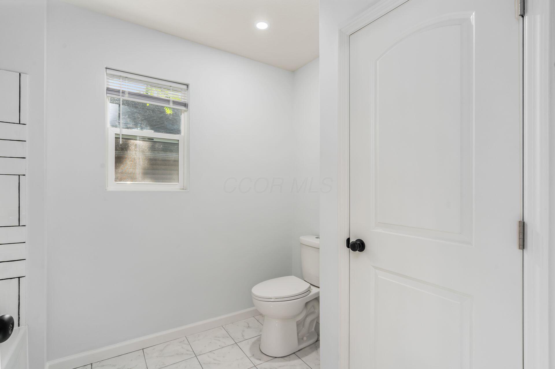 2285 Ridgeway Avenue Property Photo 36