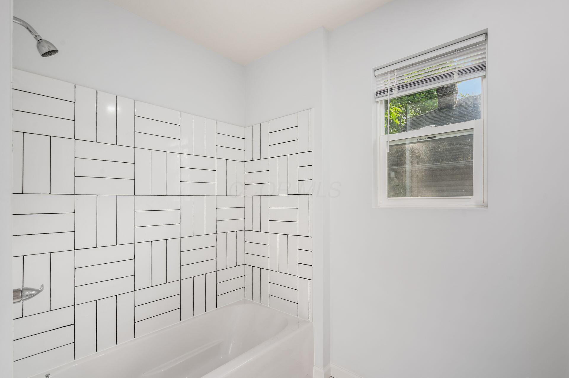 2285 Ridgeway Avenue Property Photo 39