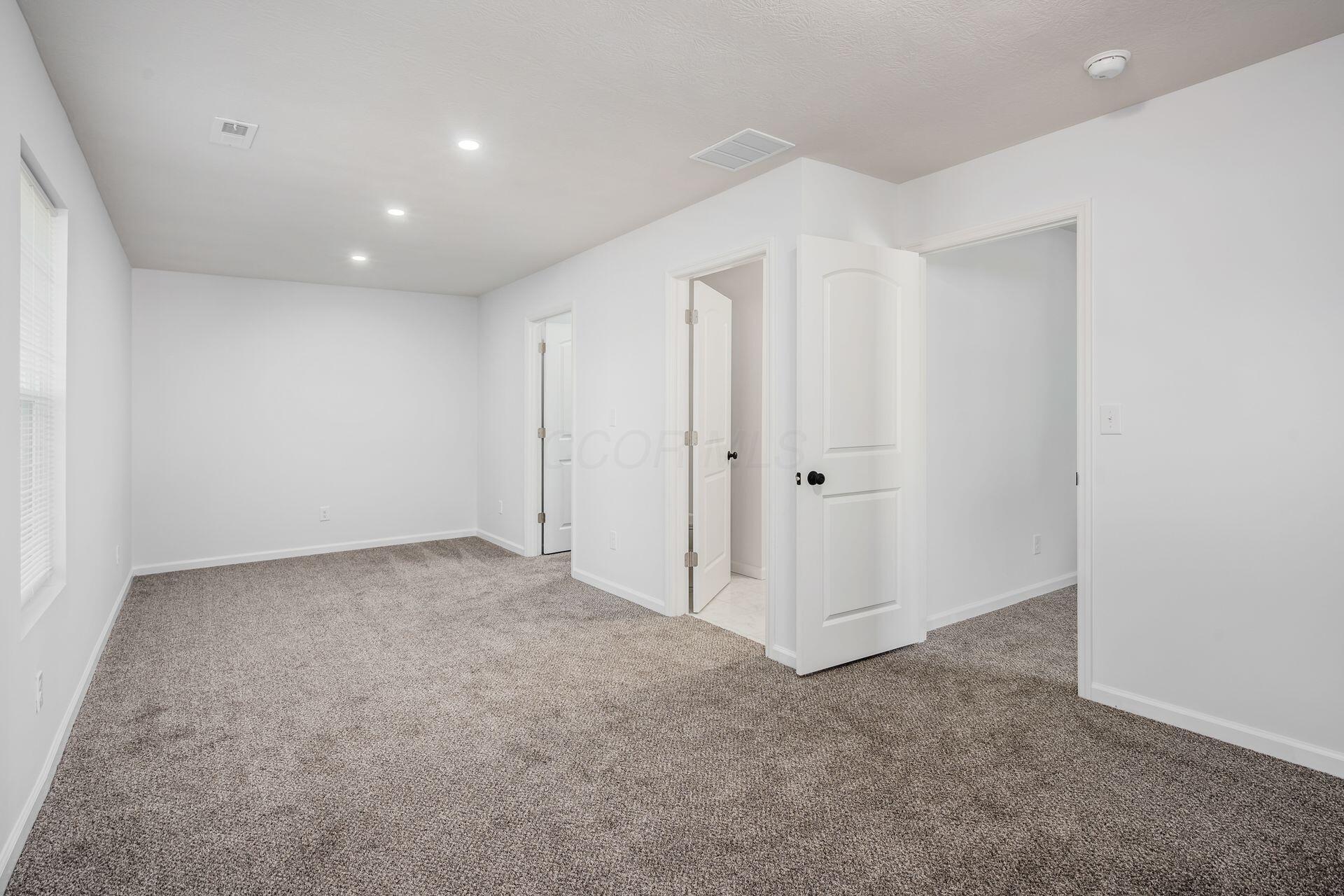 2285 Ridgeway Avenue Property Photo 43