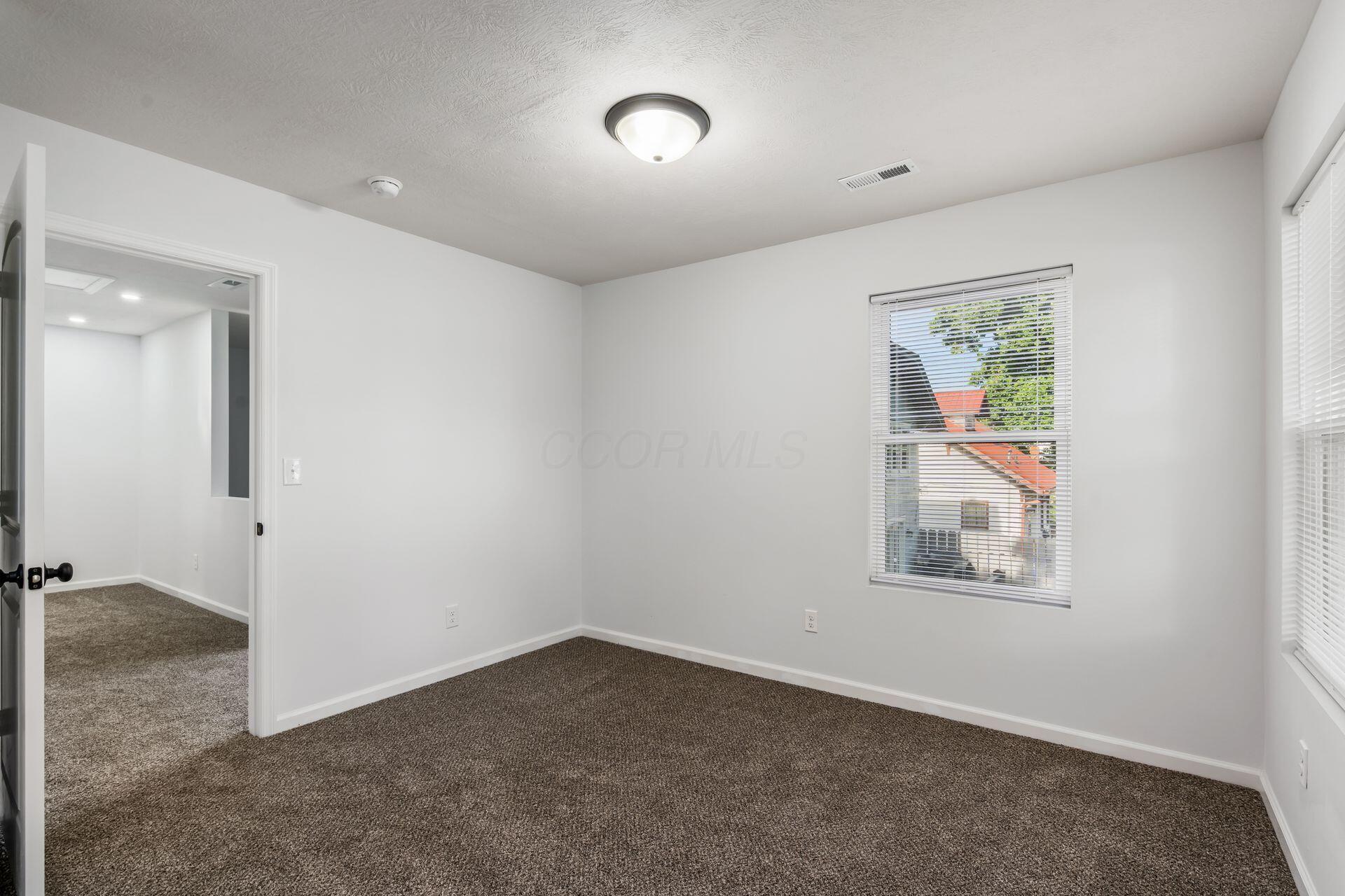2285 Ridgeway Avenue Property Photo 48