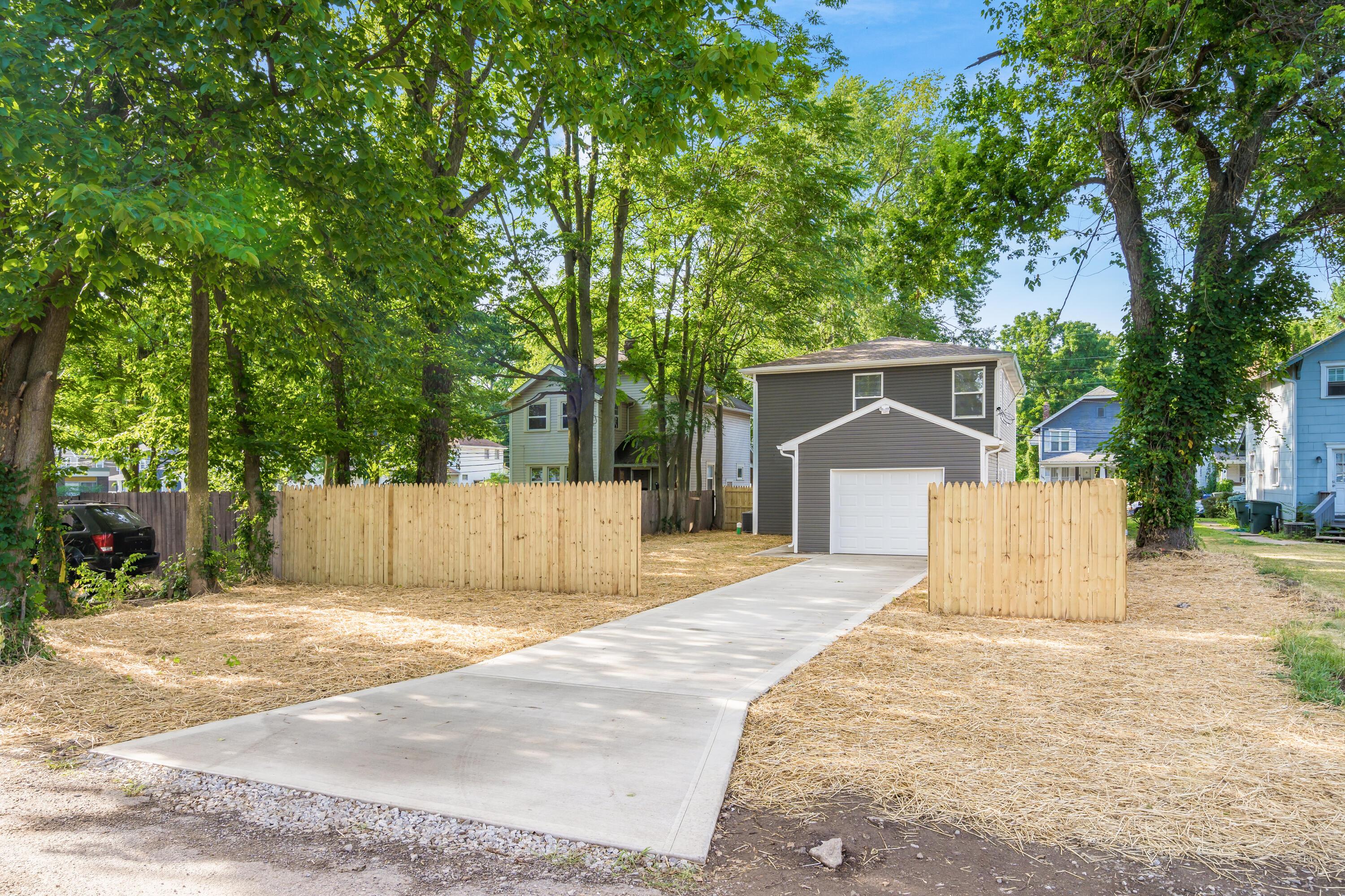 2285 Ridgeway Avenue Property Photo 63