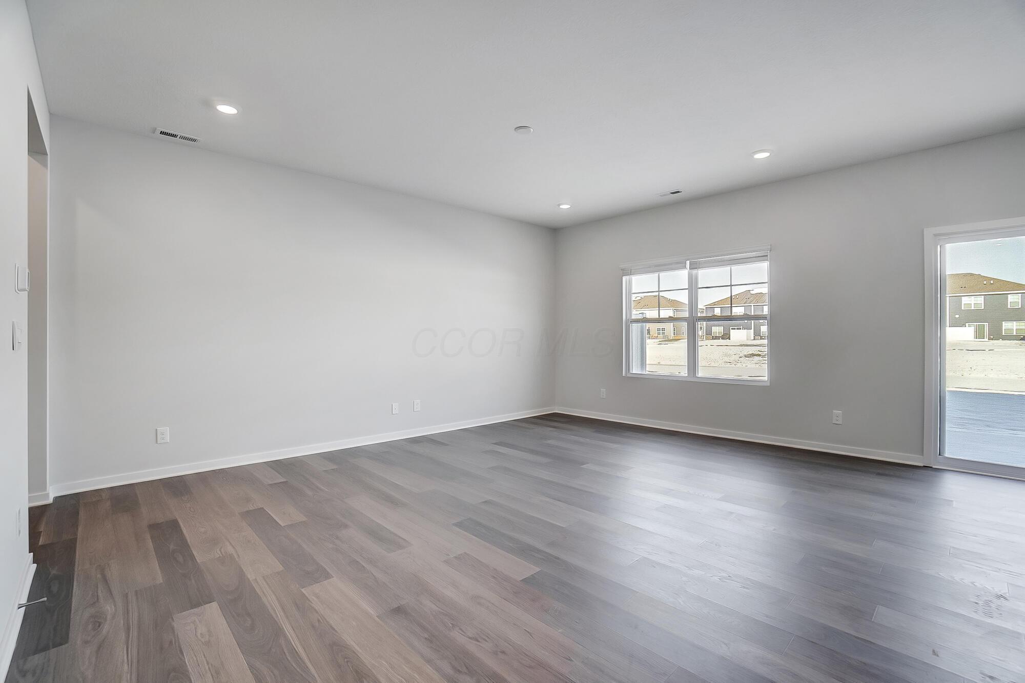 6344 S Marinelli Drive Property Photo 4